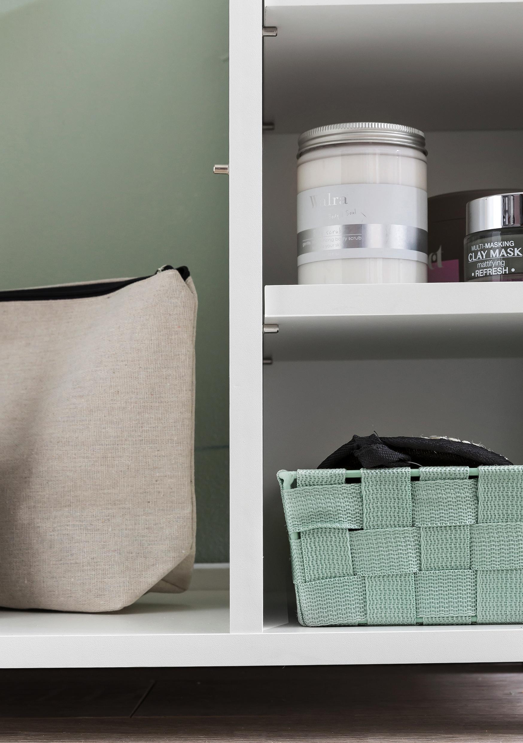 Waschbeckenunterschrank mit viel Stauraum