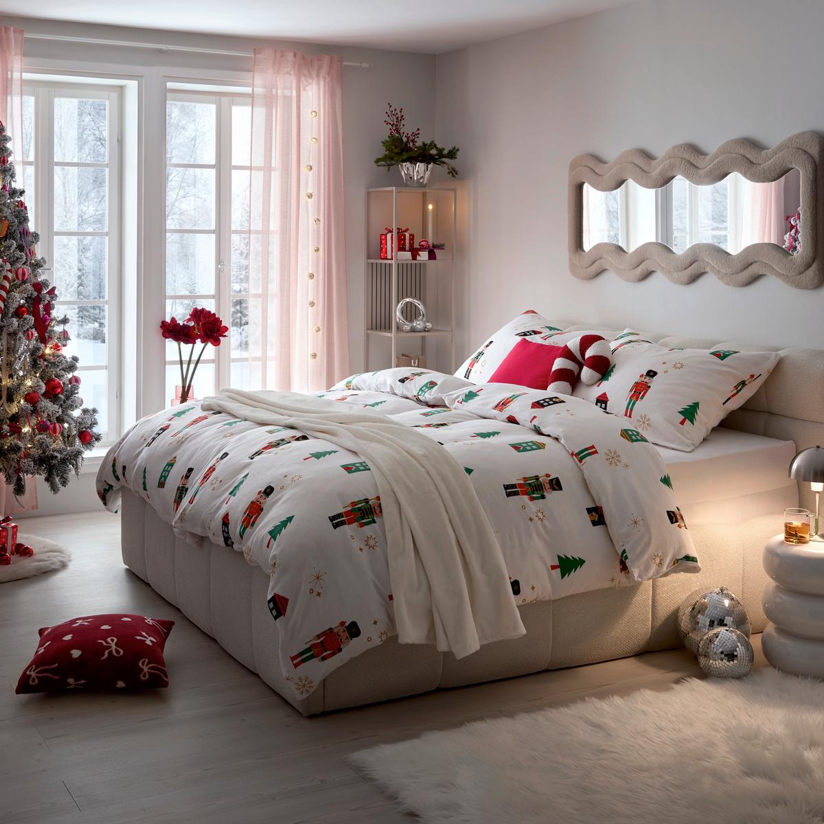 POVLEČENÍ NUSSKNACKER - bílá/červená, textil (140/200cm) - Mömax
