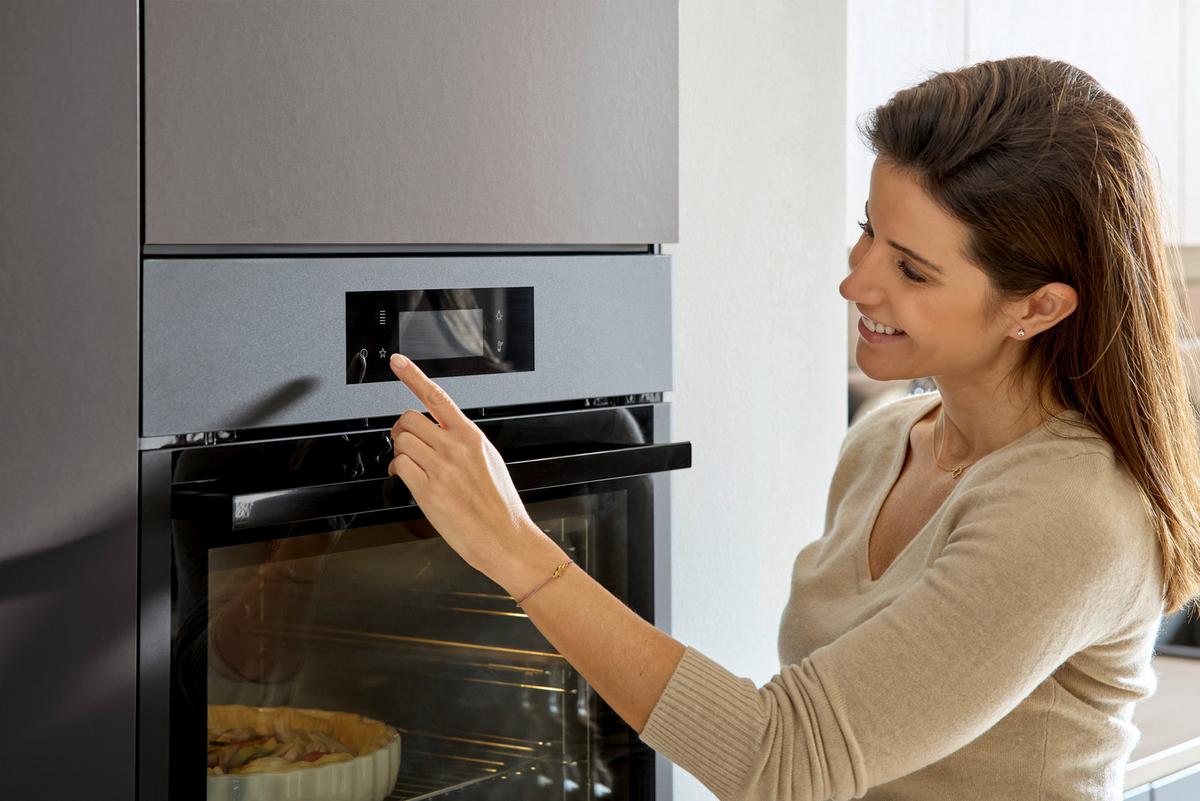 Vstavaná rúra DKB39906MK - čierna, Basics, kov/sklo (59,4/59,4/56,9cm) - Dieter Knoll