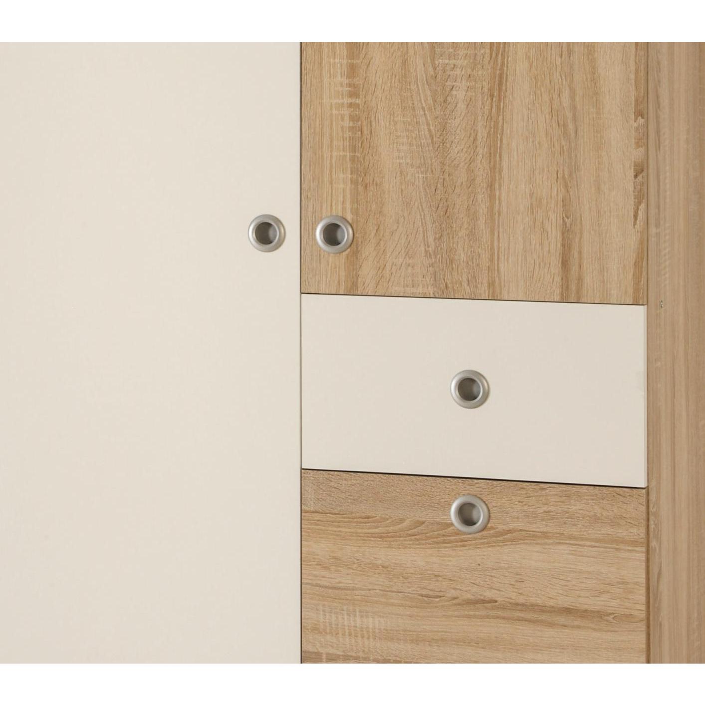 Bildhübscher Schrank für Ihr Babyzimmer