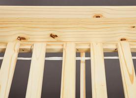 Das Bett wird ohne Lattenrost geliefert Bett aus Kiefernholz
