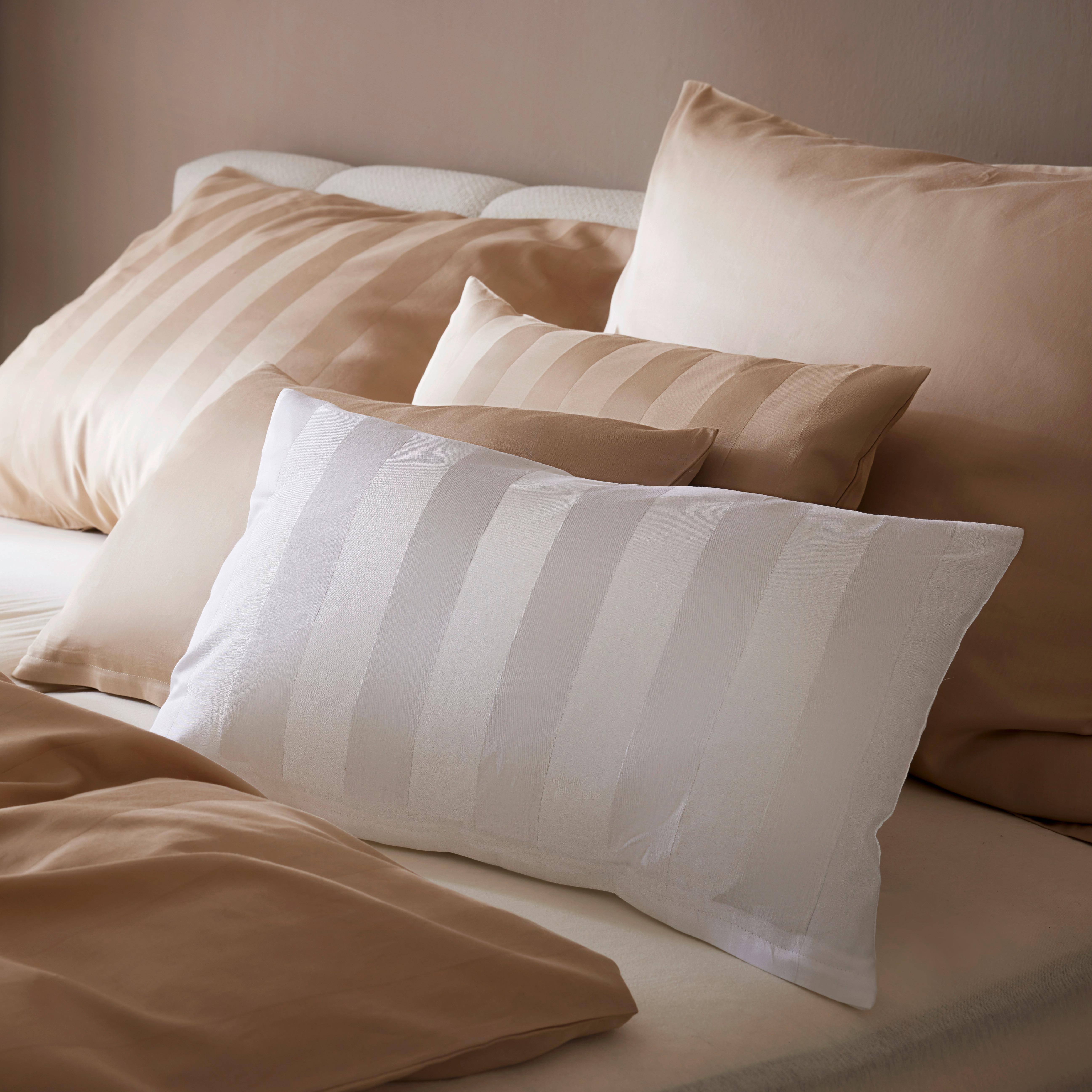POŤAH NA VANKÚŠ XENIA STREIF - biela, Modern, textil (40/80cm) - Premium Living