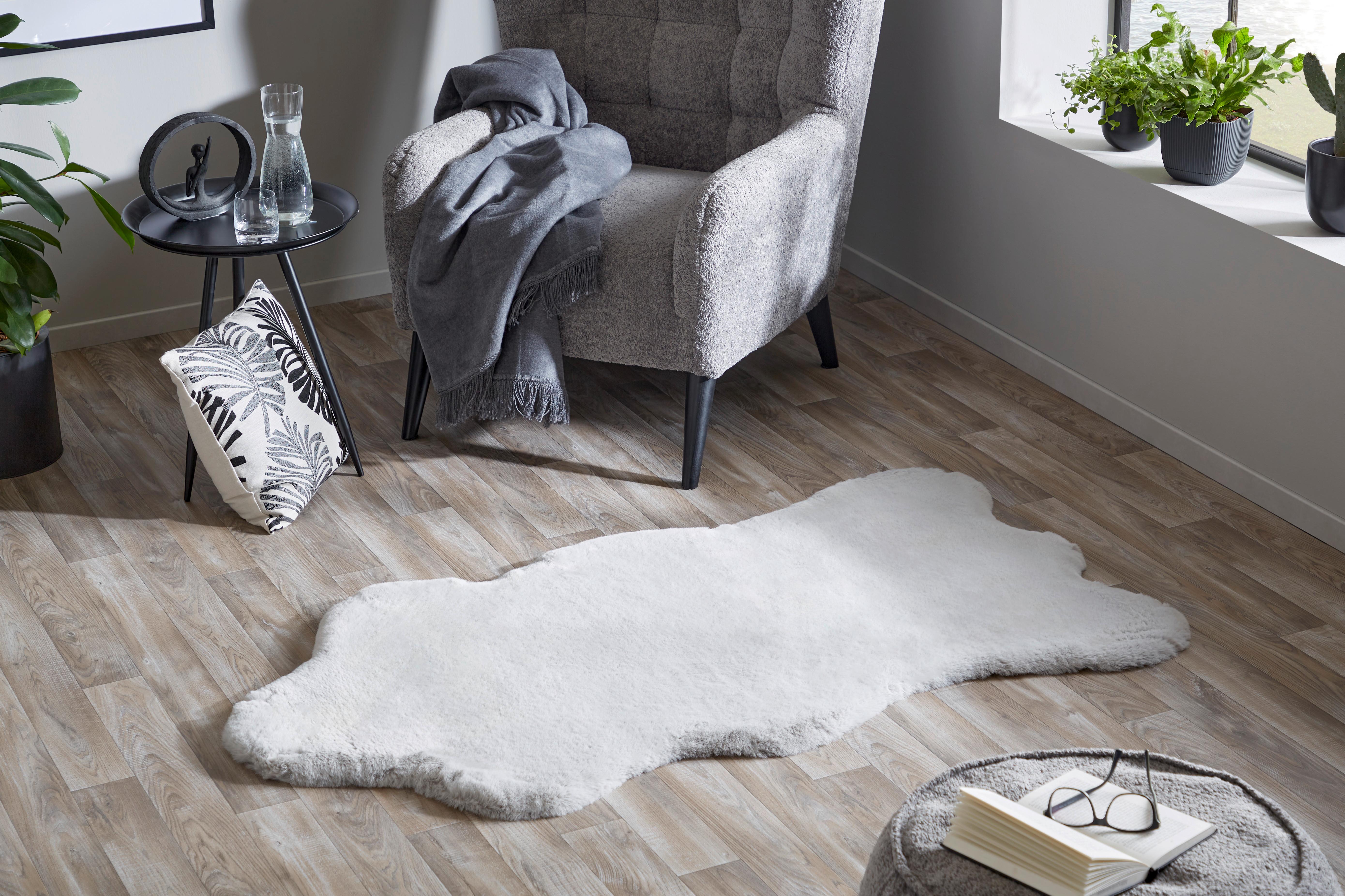 Kunstfell Teresa Grau 80x150 Cm Waschbar - Grau, ROMANTIK / LANDHAUS, Textil (80/150cm) - James Wood