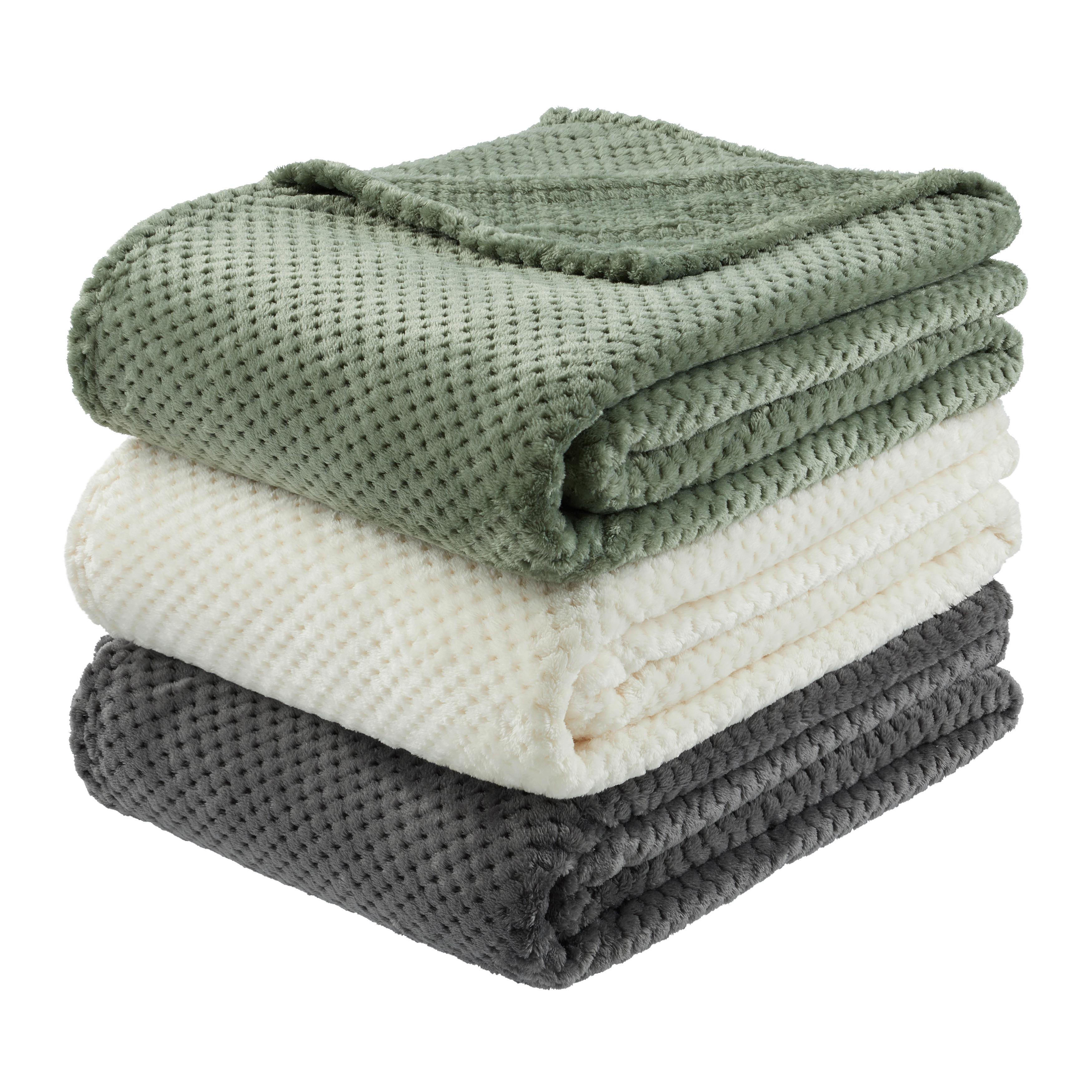 MĚKKÁ DEKA LARS - zelená, Konvenční, textil (140/180cm) - Mömax