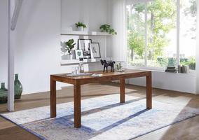 Schlichtes Design mit Gemütlichkeit Rustikaler Tisch mit klaren Linien