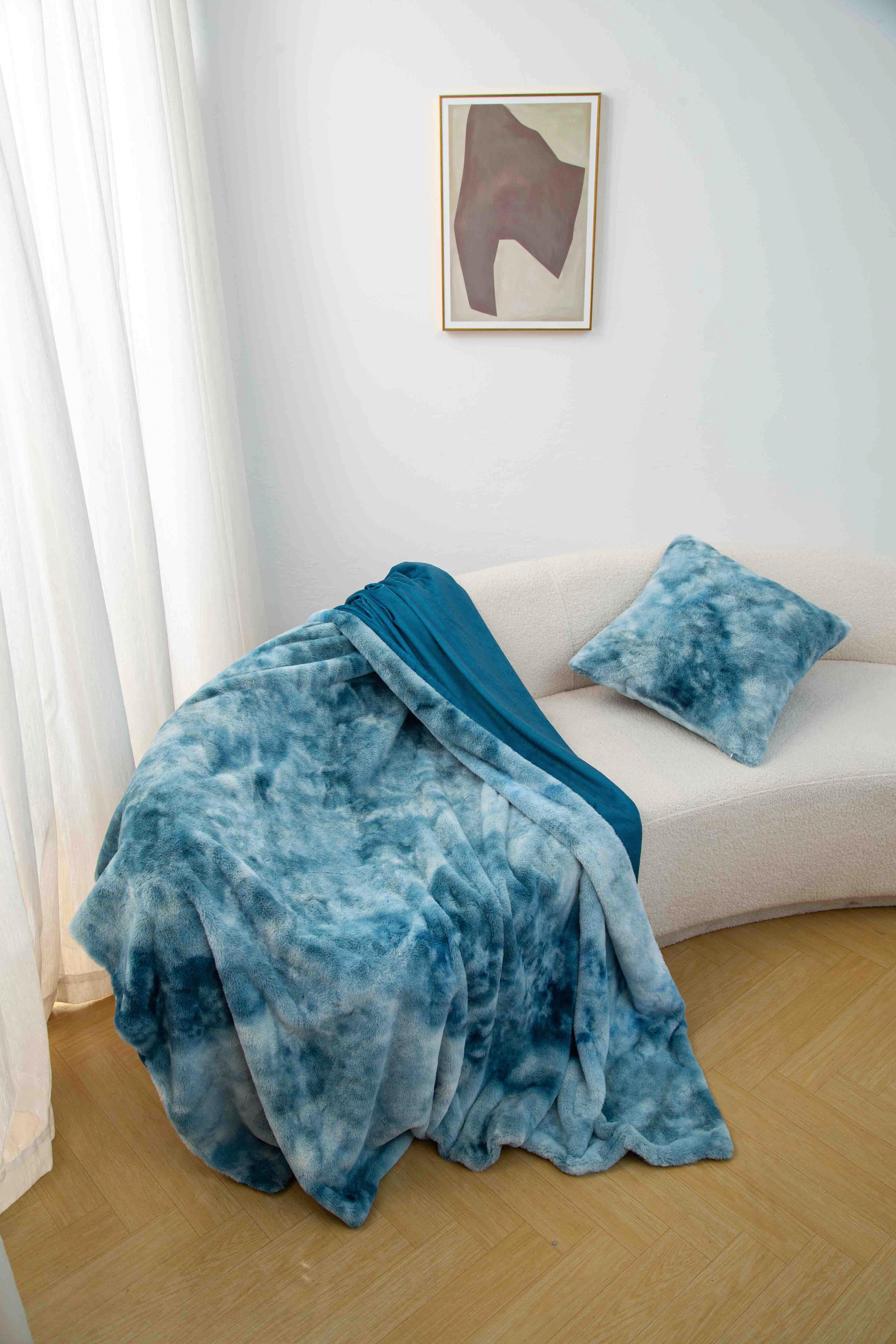 Felldecke Dina - Jadegrün, MODERN, Textil (150/200cm) - Luca Bessoni