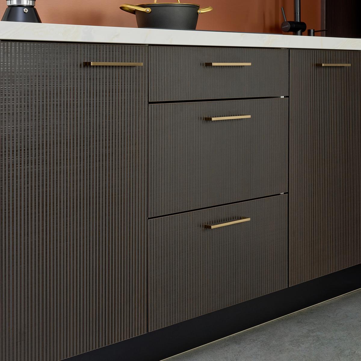 Eckküche Star/stripe - Weiß Hochglanz/Dunkelbraun, Design, Holzwerkstoff (266,6/188,3cm) - Express-Kuechen