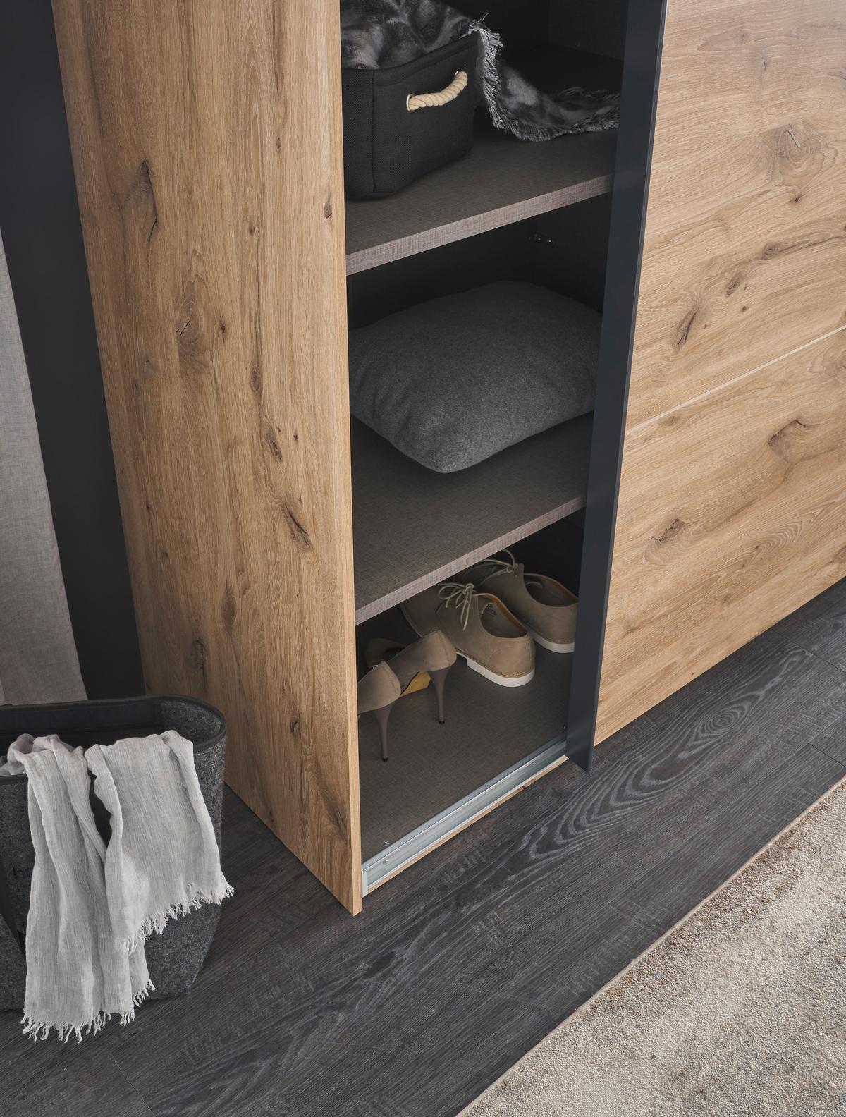 Schwebetürenschrank B: 270 Cm Preda Grau/eiche Dekor - Eichefarben/Grau, Basics, Holzwerkstoff (270/226/60cm) - MID.YOU