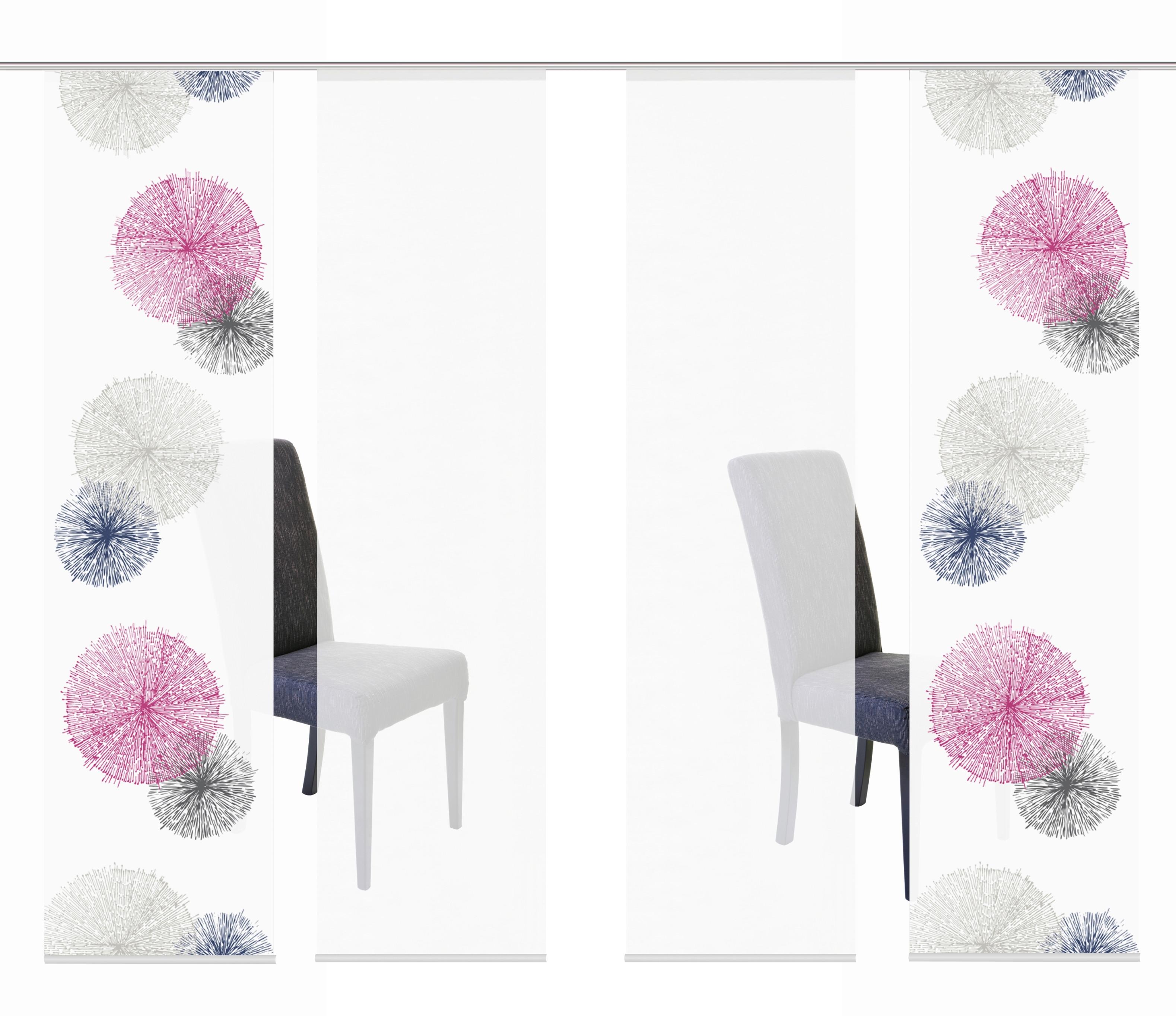 Vierteiliger Flächenvorhang mit Paneelwagen und Beschwerungsleisten