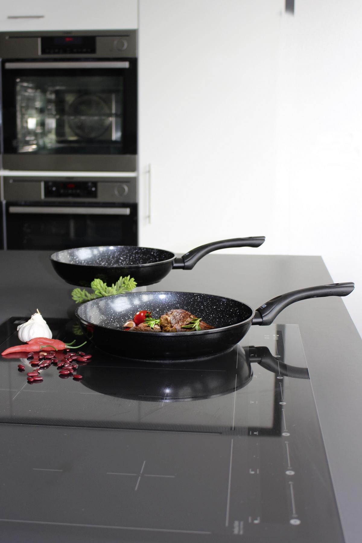 Pfannenset  2-Teilig Pure Belugo Ø 24cm, 28cm - Schwarz, MODERN, Metall - ELO