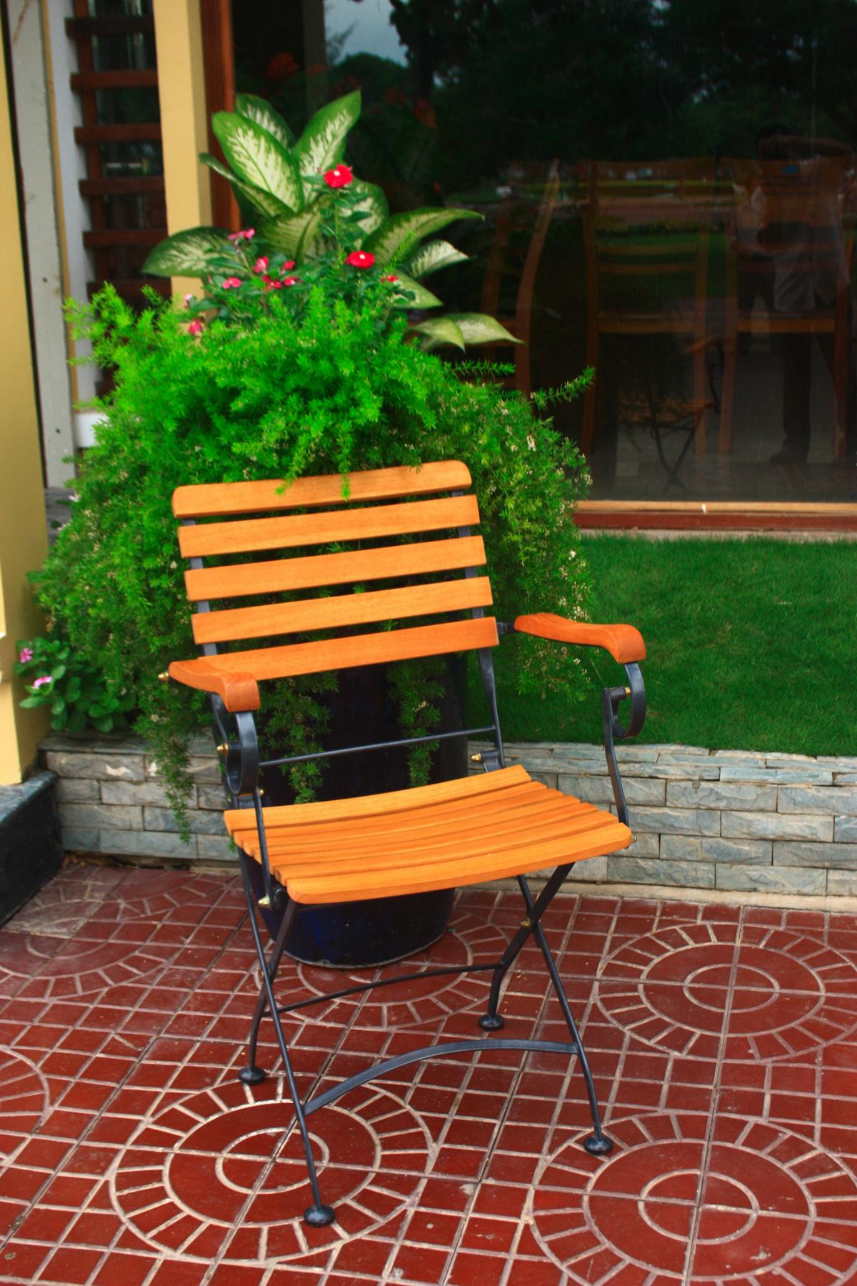 Gartenmöbel Set 5-Tlg. Wien Aus Echtholz, klappbar - Eukalyptusholzfarben/Schwarz, Basics, Holz/Metall (56/89/58cm) - Gardenson