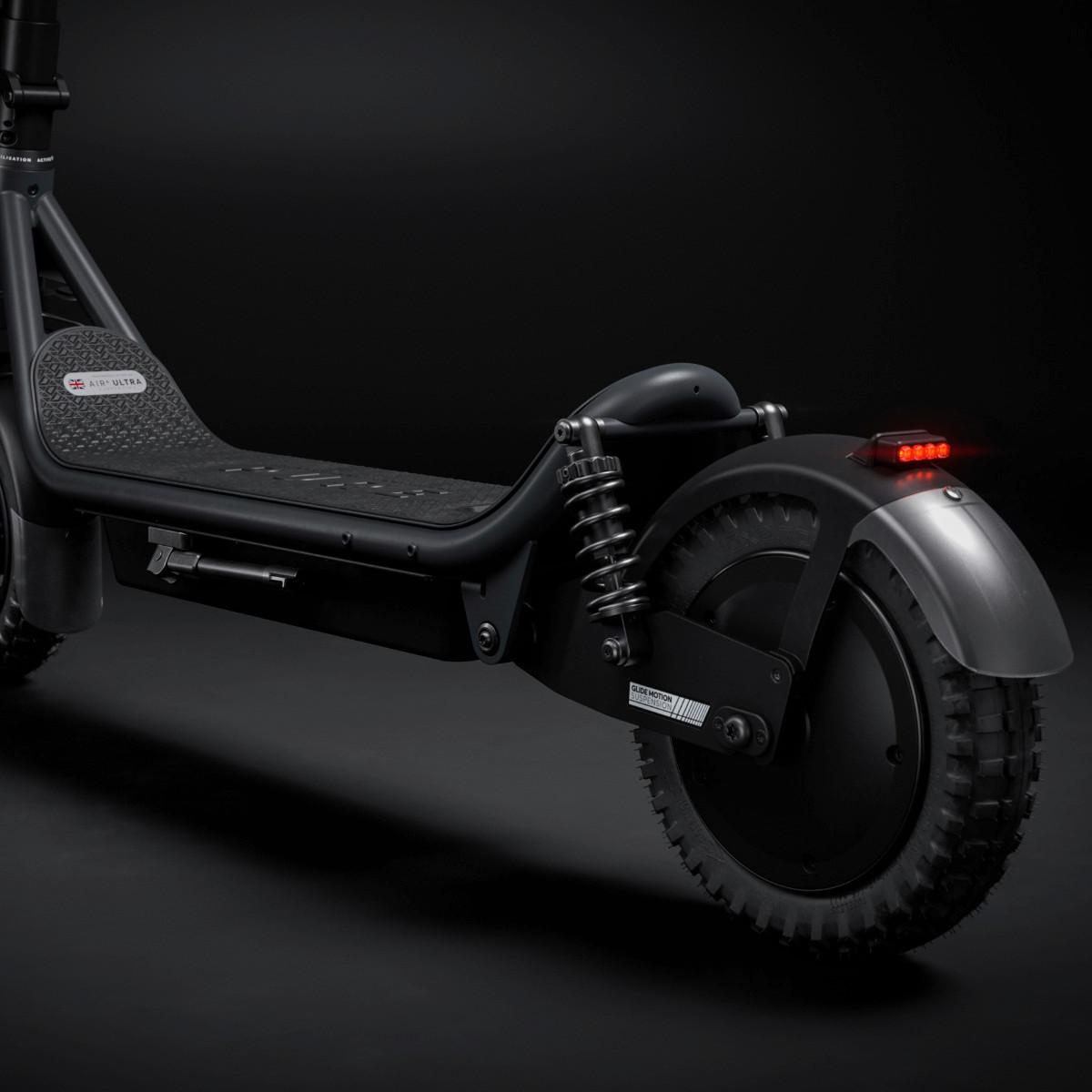 Elektroscooter CS-PURE-AIR6-US -MG, StVo. Konform - Schwarz, Basics, Metall (69/120/123cm)