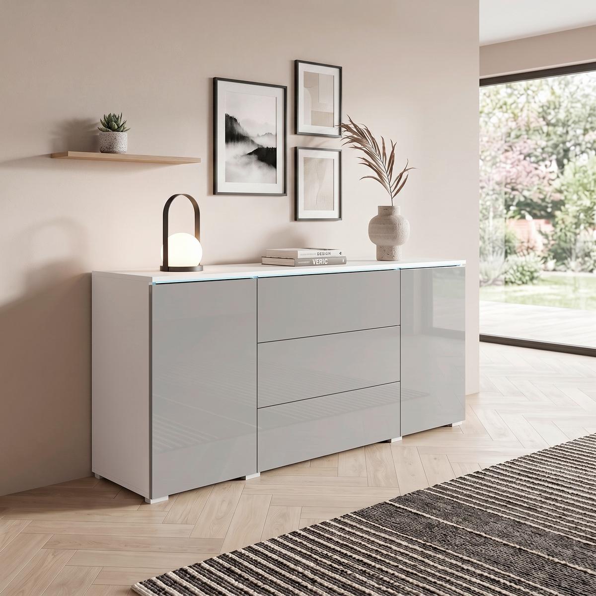 ŠIROKÁ KOMODA VERA 150 - sivá farba s vysokým leskom/sivá, Trend, kompozitné drevo/plast (150/67,9/39,5cm)