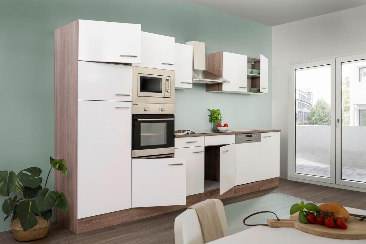 Küche mit flexiblem Stauraum und modernen Elektrogeräten