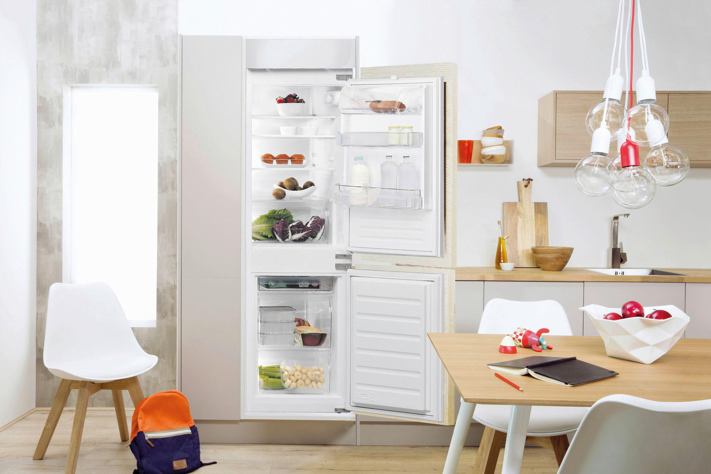 Einbaukühlschrank Privileg H: 177 cm 194 L mit Gefrierfach - Weiß, Basics, Kunststoff/Metall (54/177/54,5cm) - Privileg