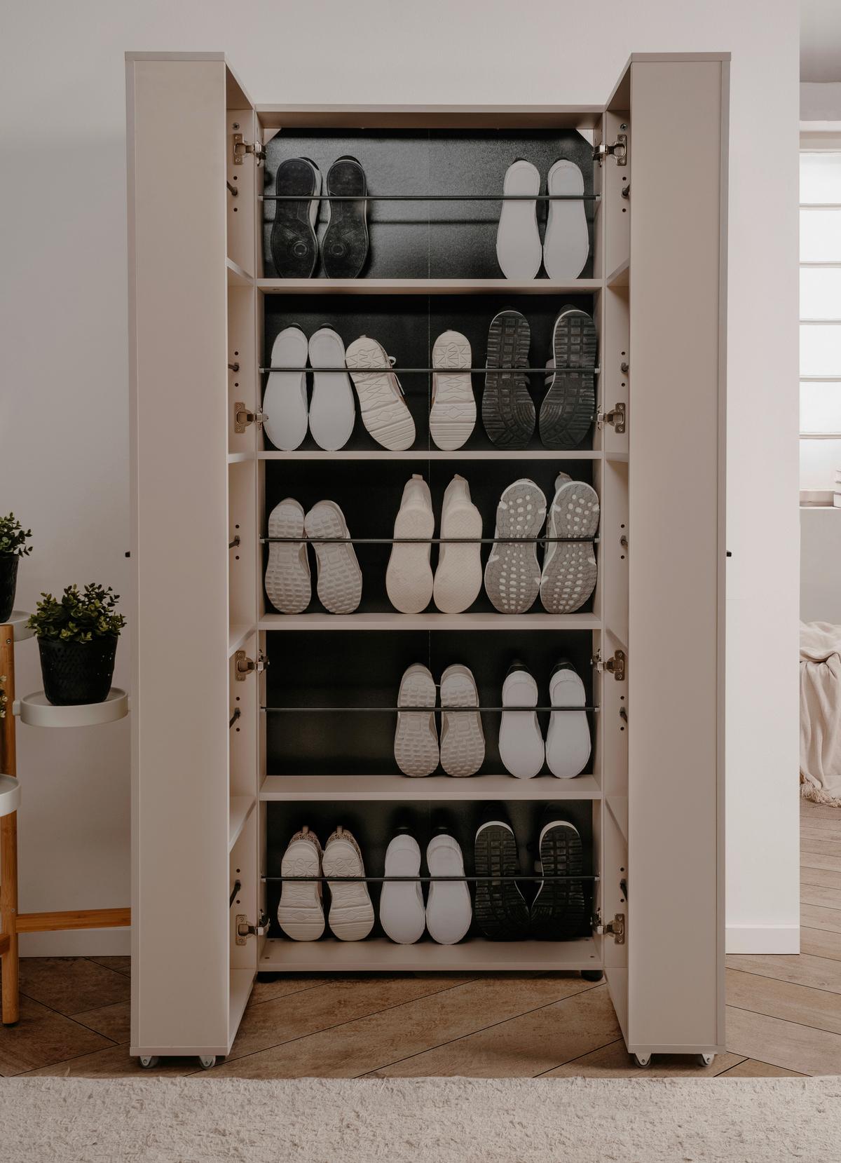 Schuhschrank Hippo Multicolor B: 74cm - Multicolor/Schwarz, Design, Holzwerkstoff (74/181,5/34cm) - MID.YOU