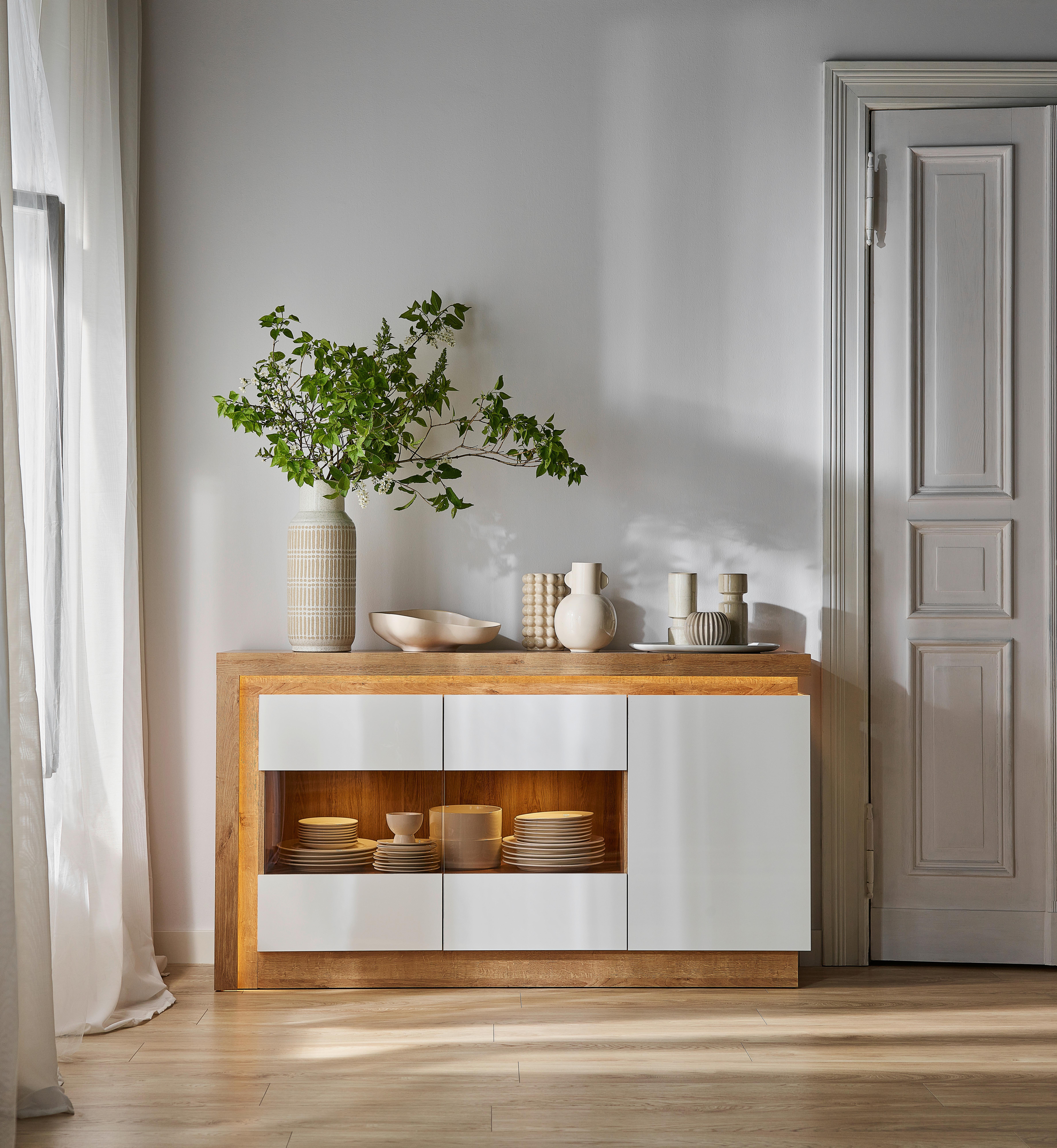 Kommode Lyon Hell Weiß/Eichefarben B: 157 cm - Weiß Hochglanz/Eichefarben, Trend, Glas/Holzwerkstoff (157,6/89,1/42cm)