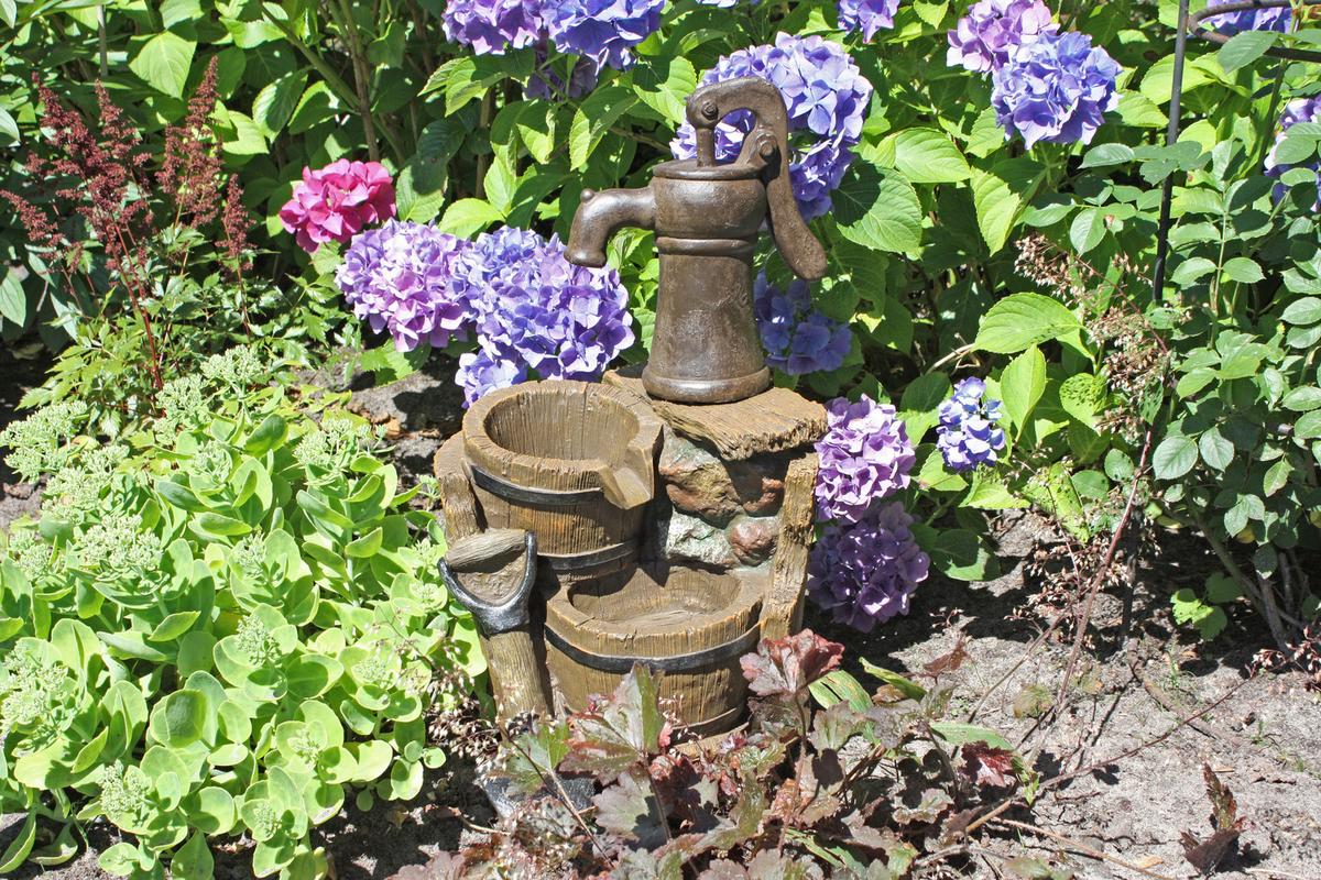 Gartenbrunnen Triton Holz-/Steinoptik inkl. Zubehör - Basics, Kunststoff (30/60/34cm)