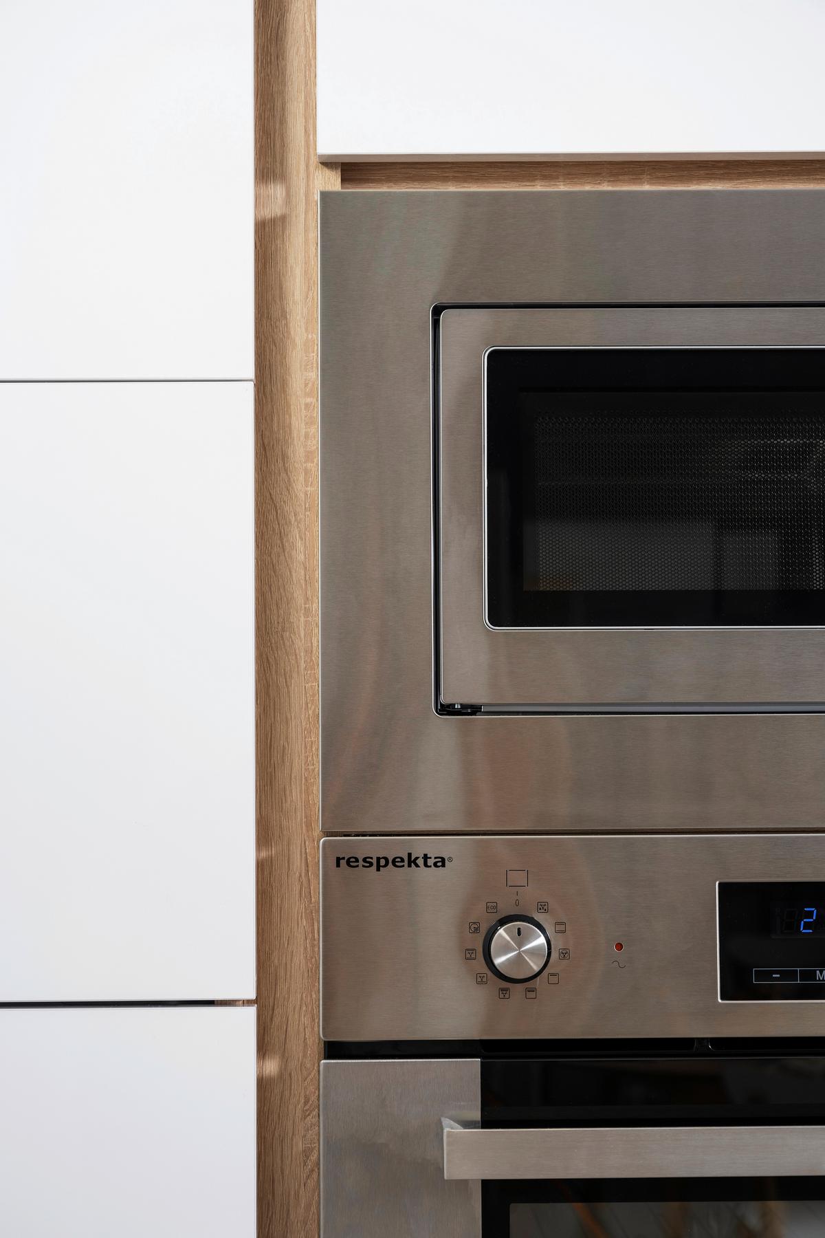 Küchenzeile Premium mit Geräten 445 cm Weiß/Eiche Dekor - Eichefarben/Weiß Hochglanz, Basics, Holzwerkstoff (445cm) - Respekta