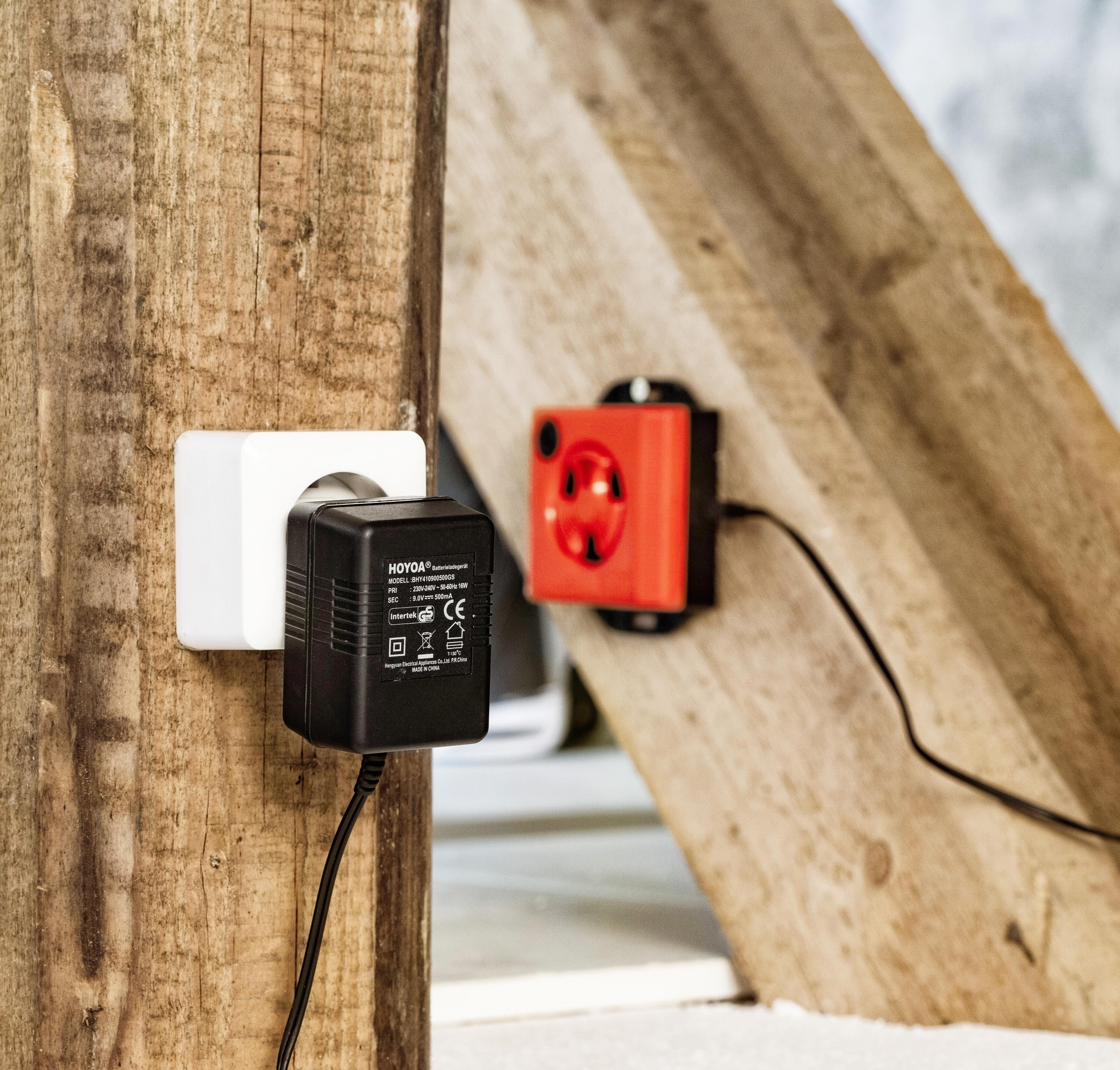 Ultraschall-tiervertreiber Topo Stop E250 Mausefalle - Rot, Basics, Kunststoff (3,3/9,5/11,5cm)