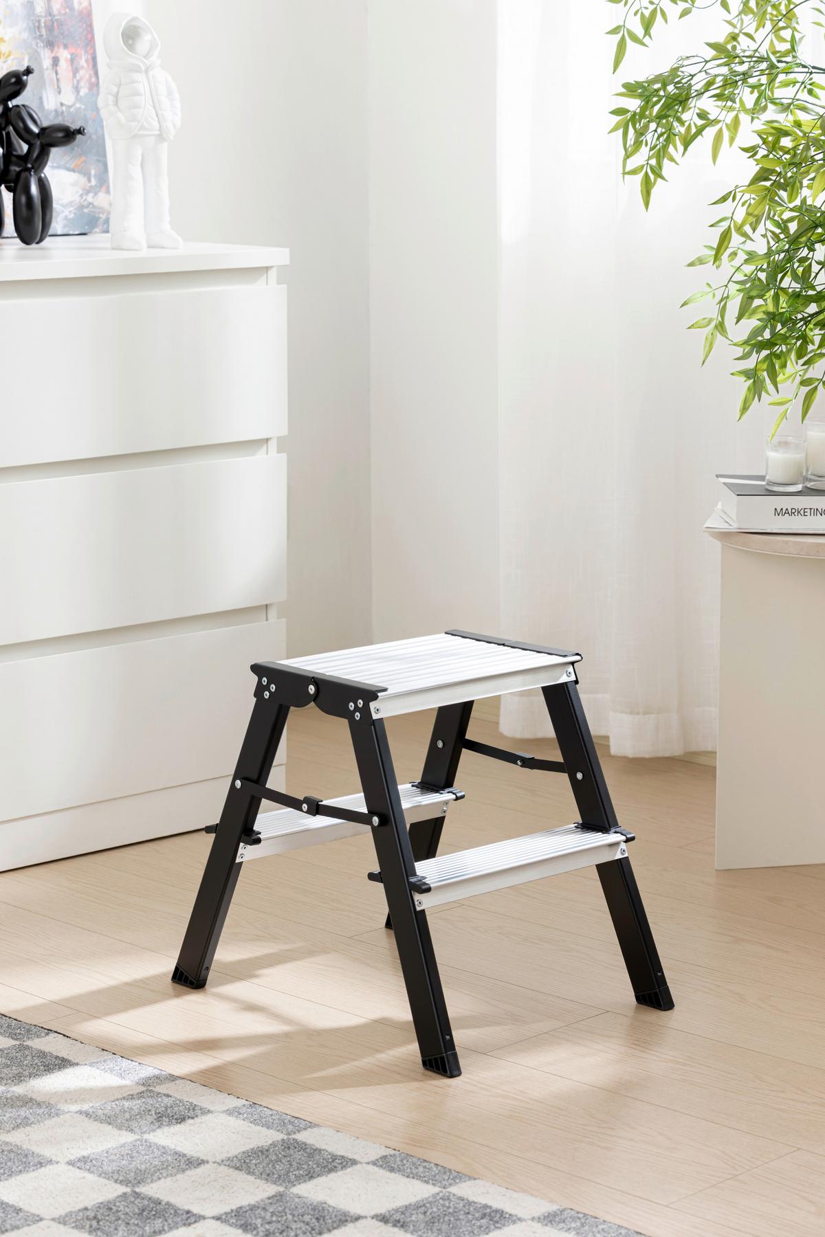 Klapptrittleiter Luna - Silberfarben/Schwarz, KONVENTIONELL, Kunststoff/Metall (34,5/45,2/38cm) - Homezone