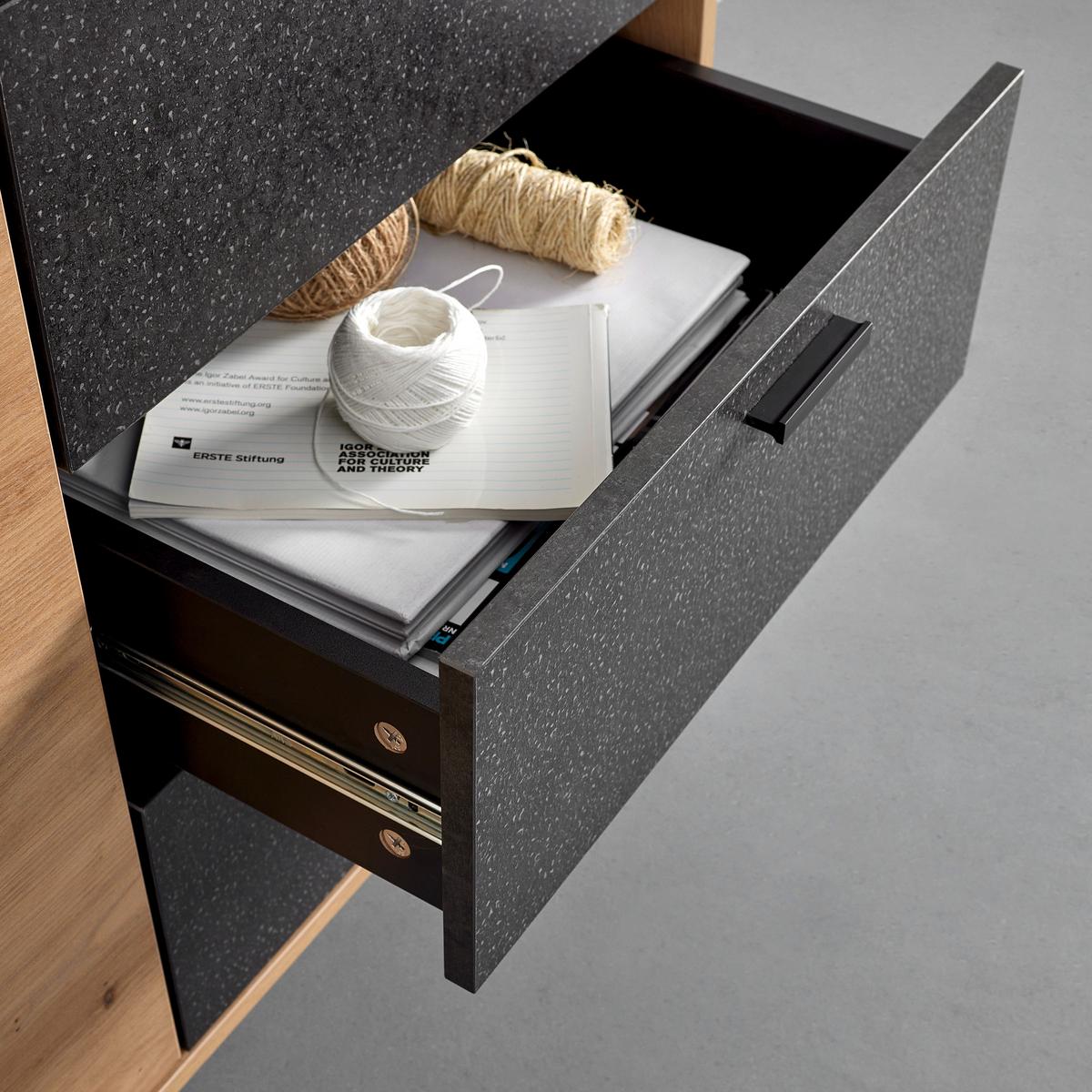 Komoda FOSCA - černá/barvy dubu, Moderní, kov (148,5/76/40cm) - Bessagi Home