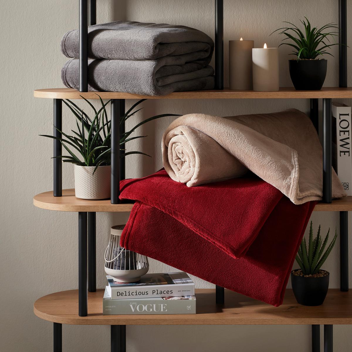 MĚKKÁ DEKA LUKAS XL - červená, Konvenční, textil (180/200cm) - Mömax