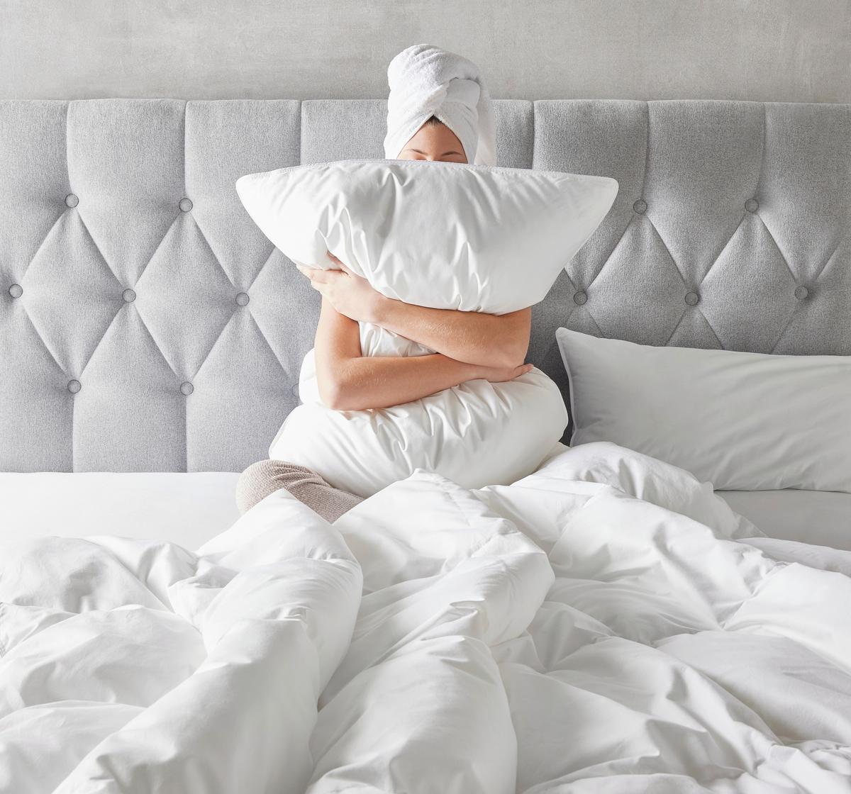 POLŠTÁŘ POD HLAVU Vegandown, 70/90cm, bílá - bílá, Konvenční, textil (70/90cm) - Premium Living