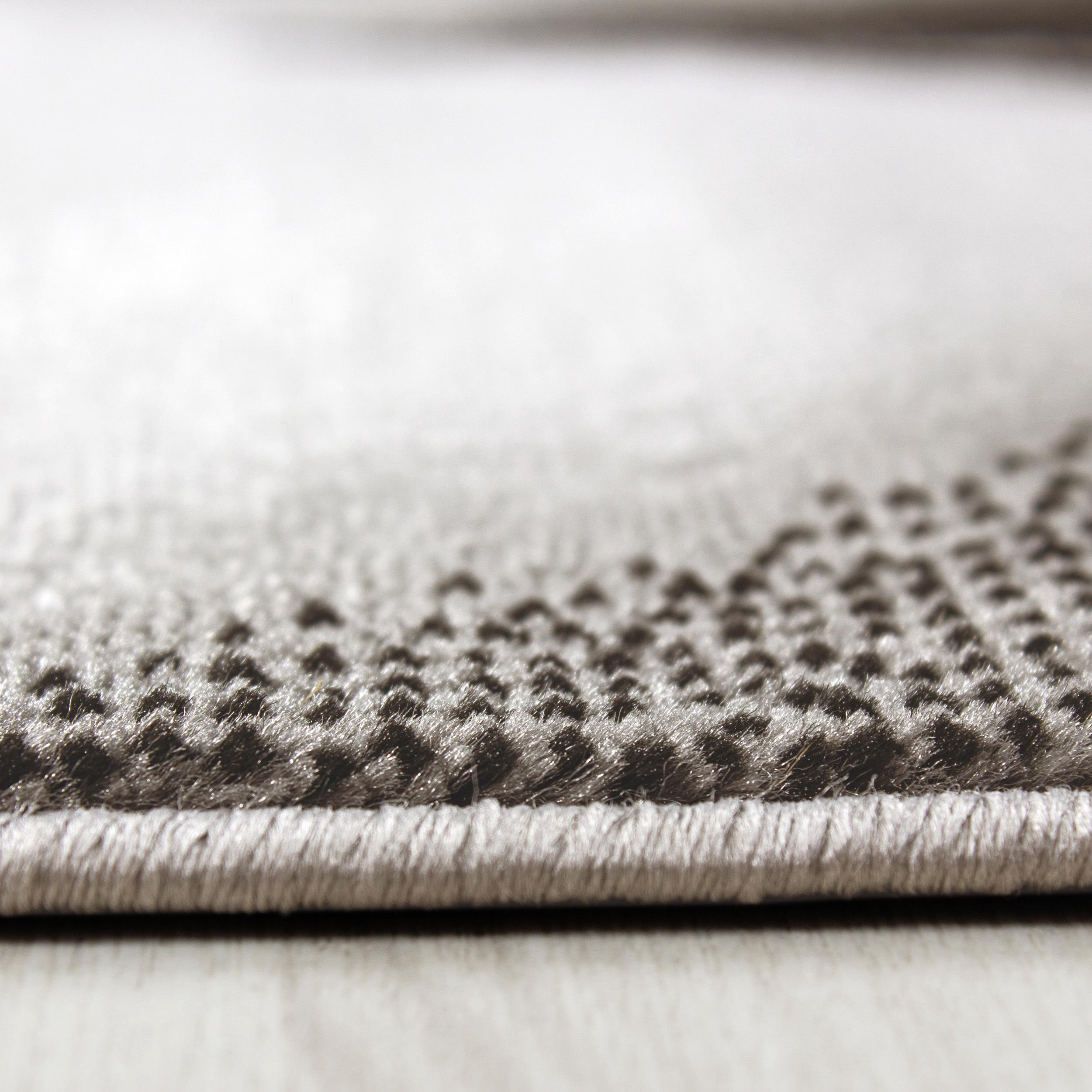 Gut kombinierbarer Webteppich in Brauntönen