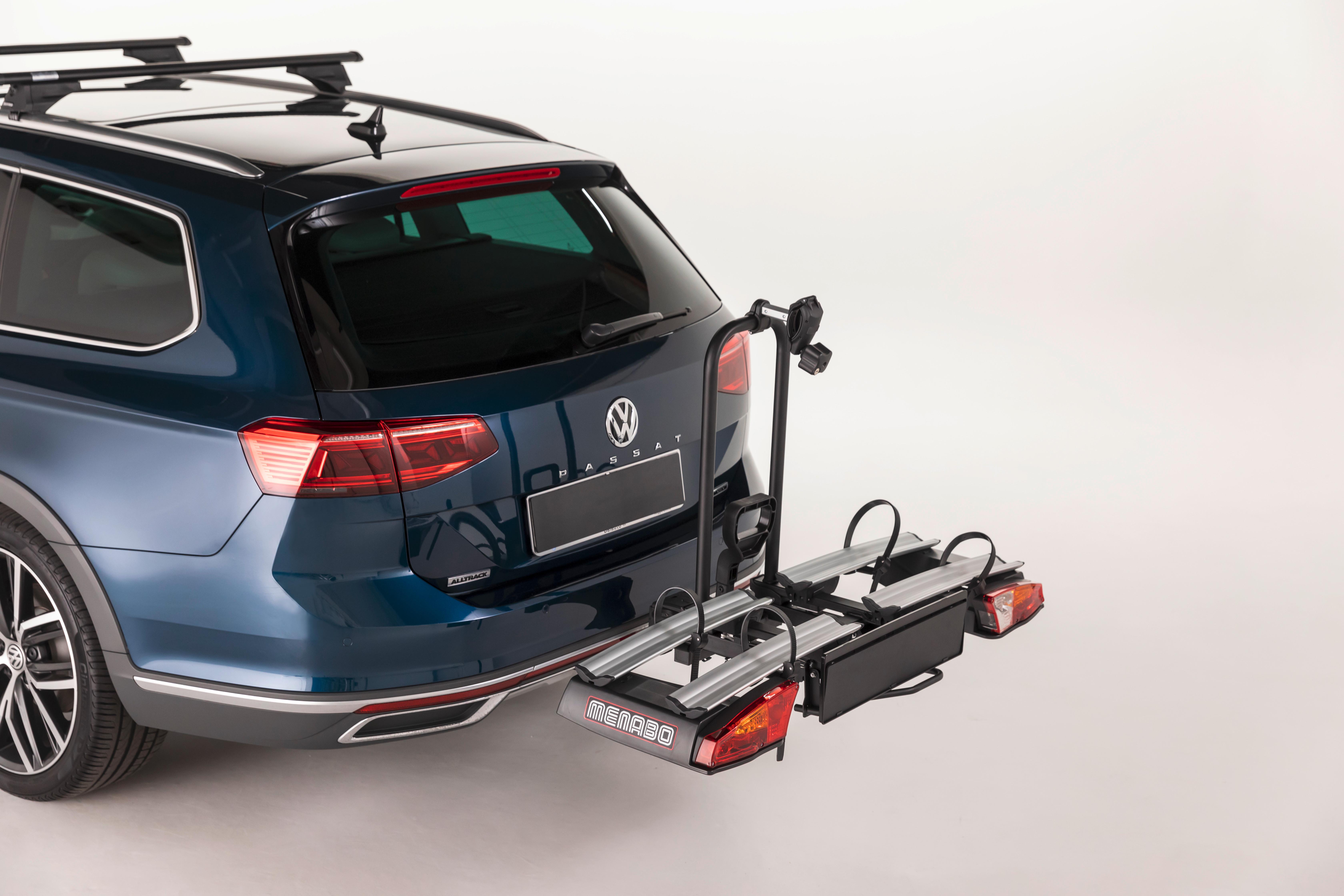 Fahrradträger mit flexiblen Rahmenhaltern und Spannbändern