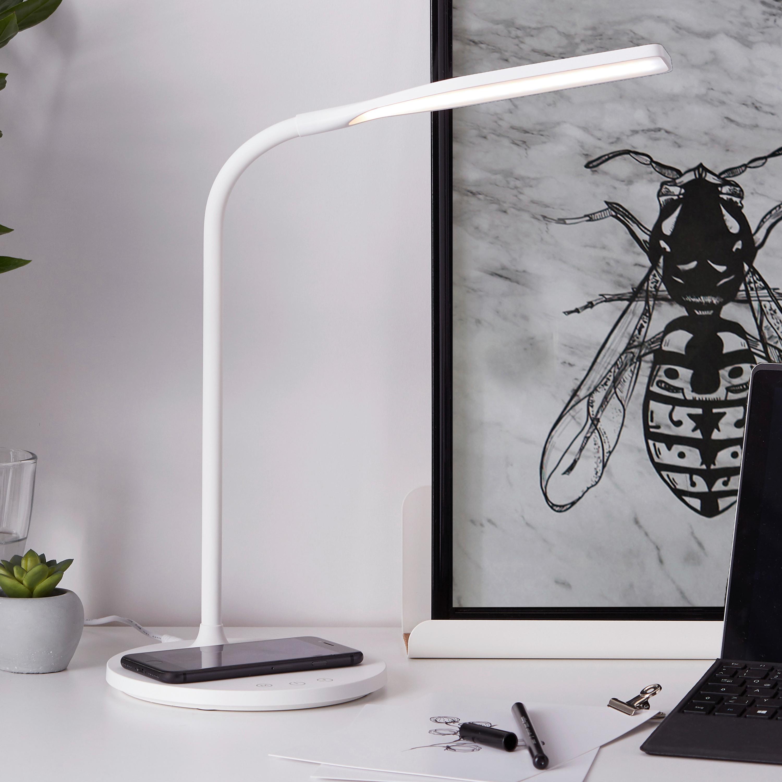 LED-Schreibtischlampe Joni dimmbar Weiß Handyladefunktion - Weiß, Basics, Kunststoff (17/34/33cm) - Brilliant