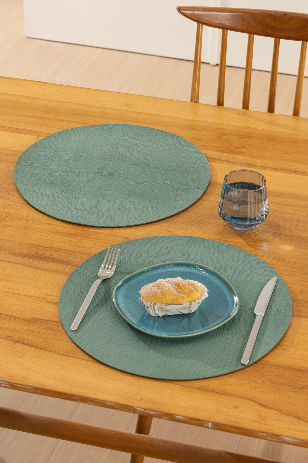 Platzdeckchen Lisa - Mintgrün, KONVENTIONELL, Kunststoff (38cm) - Luca Bessoni