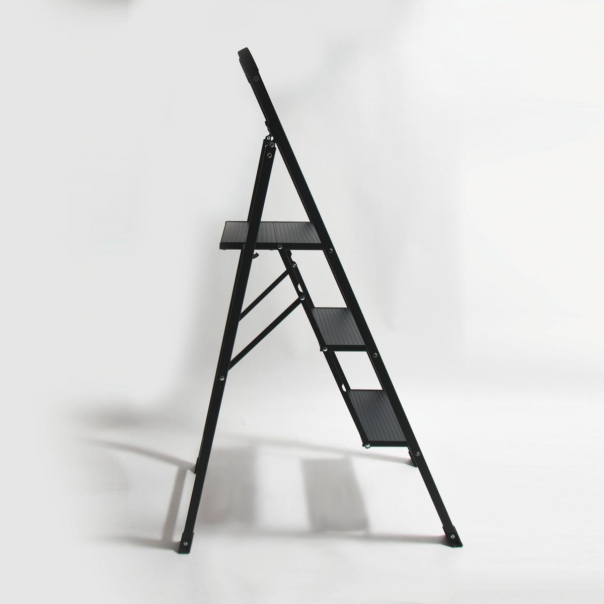 Klapptrittleiter Stahlschwarz - Schwarz, Basics, Metall (62/108/42.5cm) - Spirella