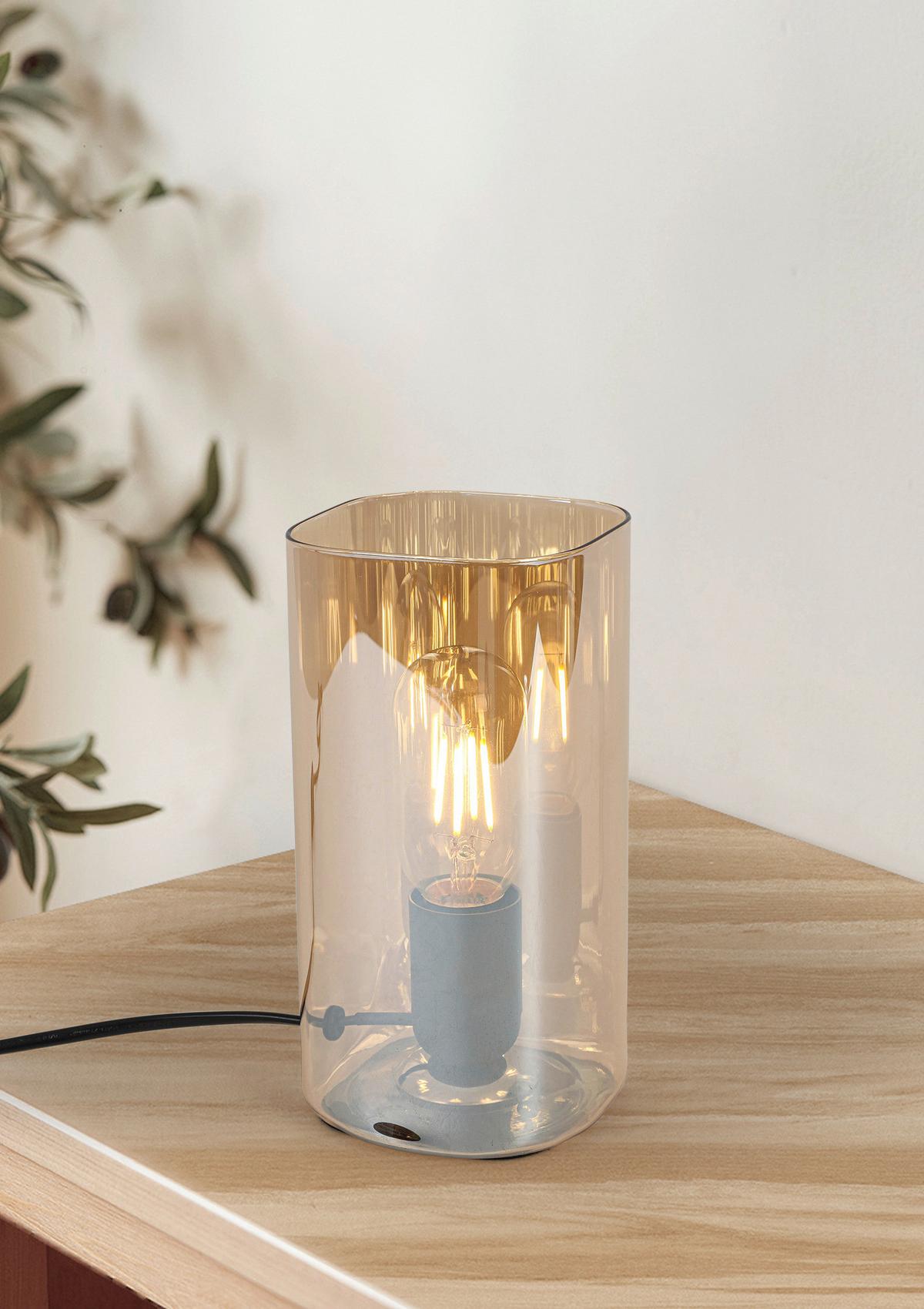 STOLNÁ LAMPA AMBER - čierna/jantárová, Modern, plast/sklo (10/10/20cm) - Mömax