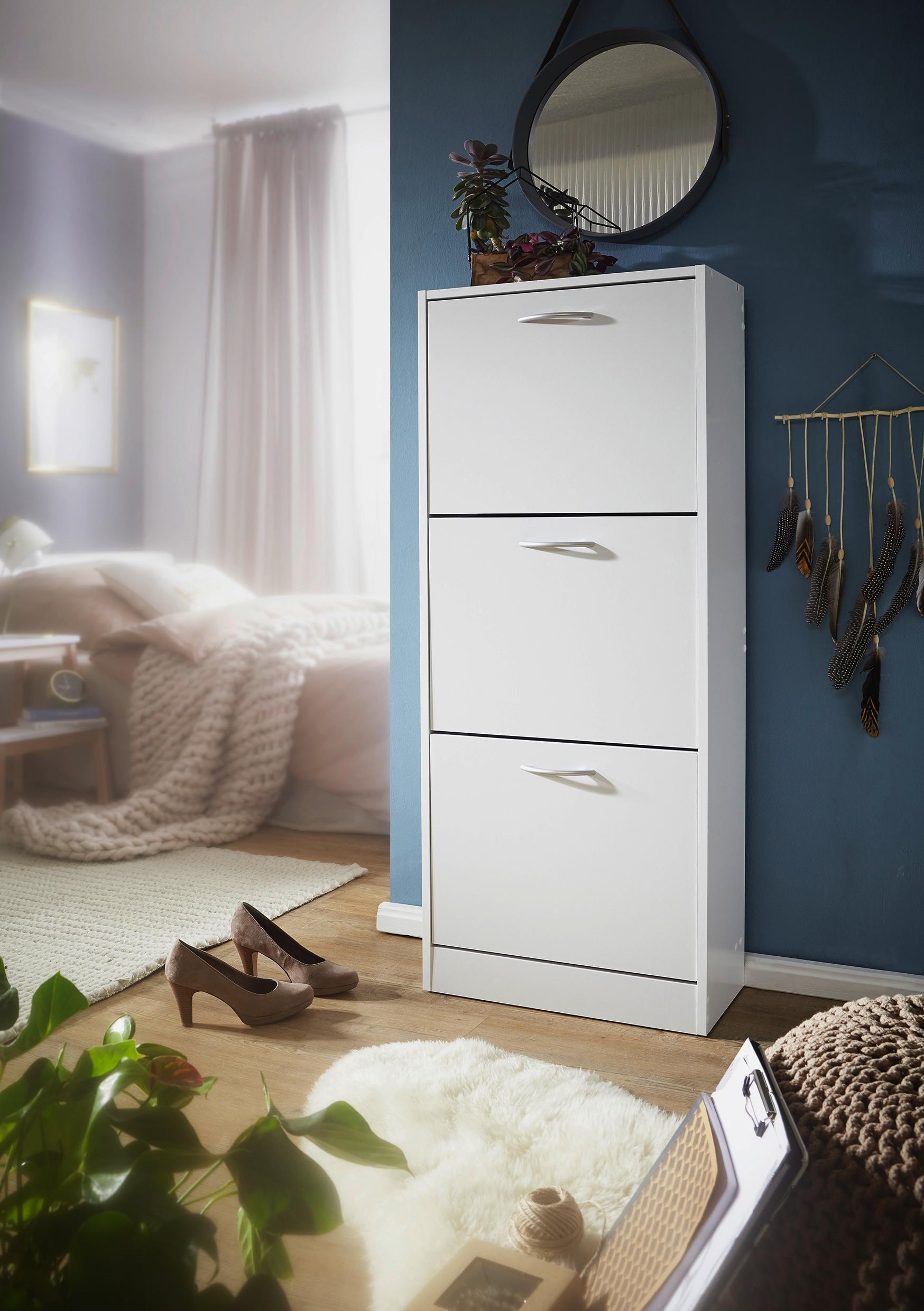 Weißer Schuhkipper mit 3 Klappen