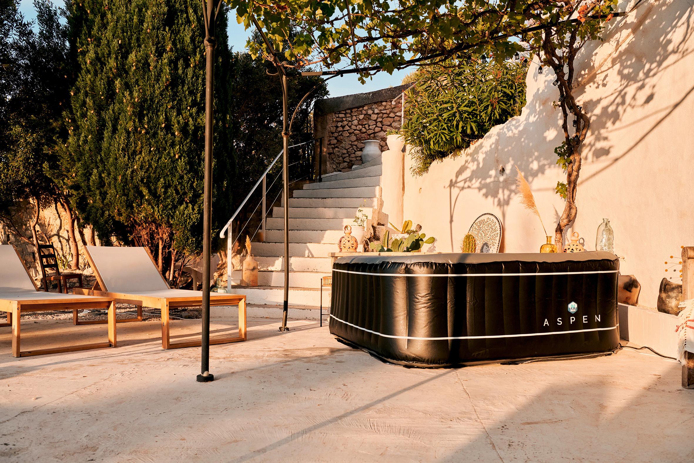 Whirlpool mit digitalem Panel