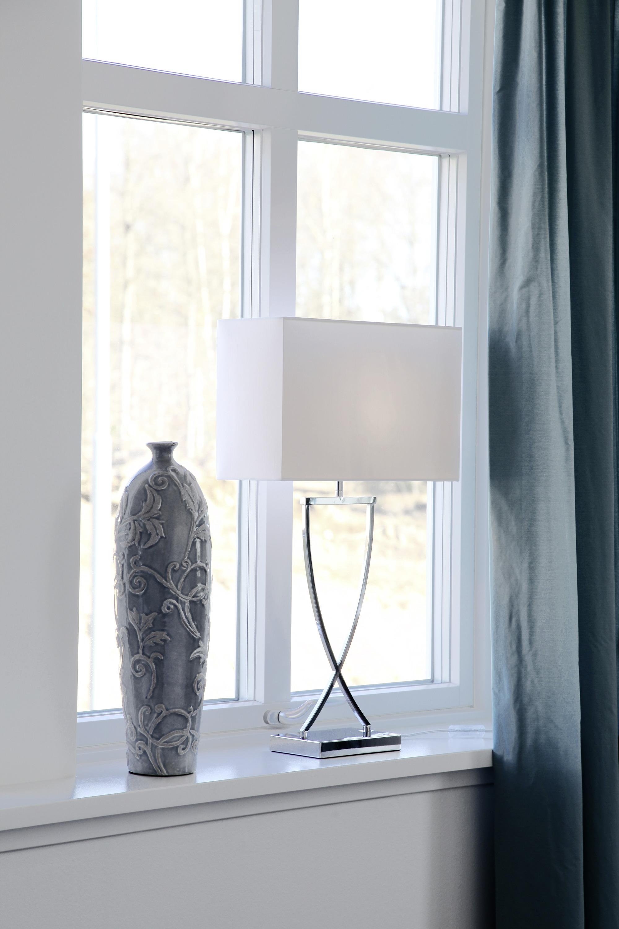 Tischlampe Omega Weiß/ Chromfarben - Chromfarben/Weiß, KONVENTIONELL, Textil/Metall (27/52cm) - By Rydéns