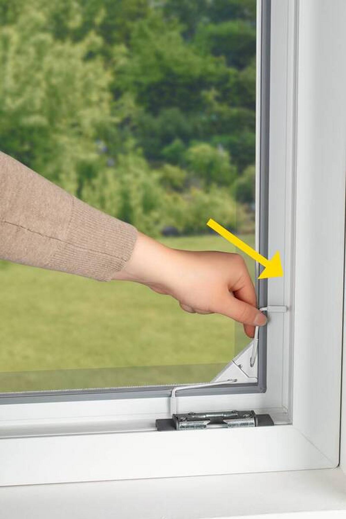 OCHRANNÁ MŘÍŽKA PROTI HMYZU TELESKOP - bílá, kov/textil (140/120cm) - Mömax