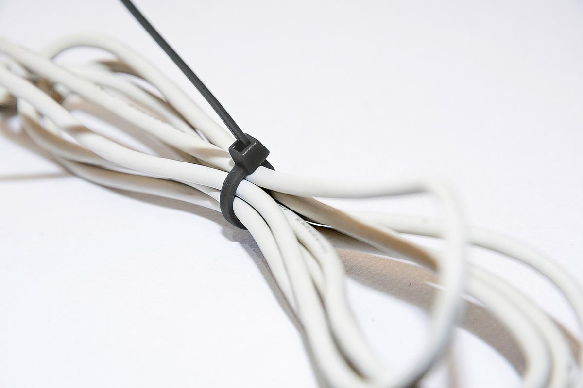 Kabelbinder 700 Stk./pkg. - Schwarz/Weiß, Basics, Kunststoff (0,48/30cm)