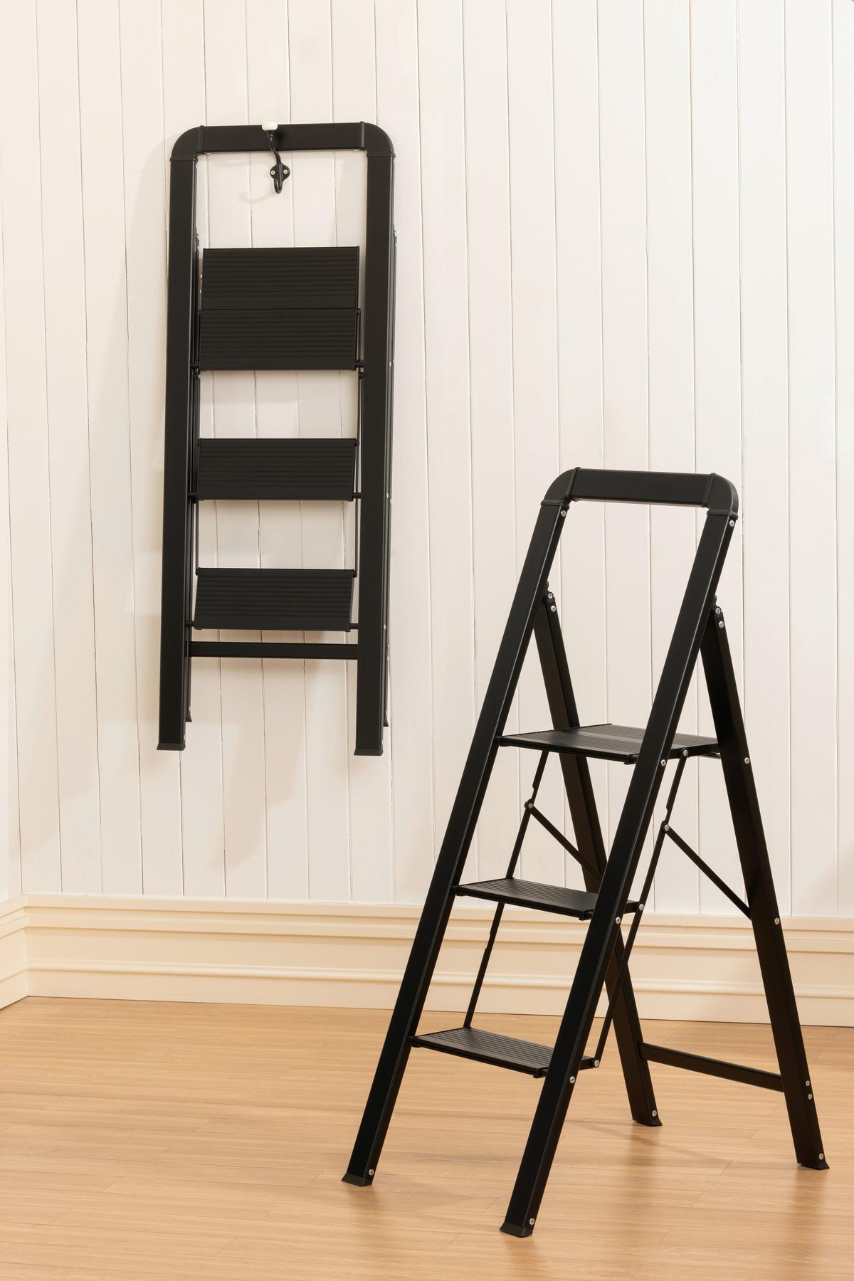 Klapptrittleiter Gustav - Schwarz, KONVENTIONELL, Kunststoff/Metall (44,5/62/109cm) - Homezone