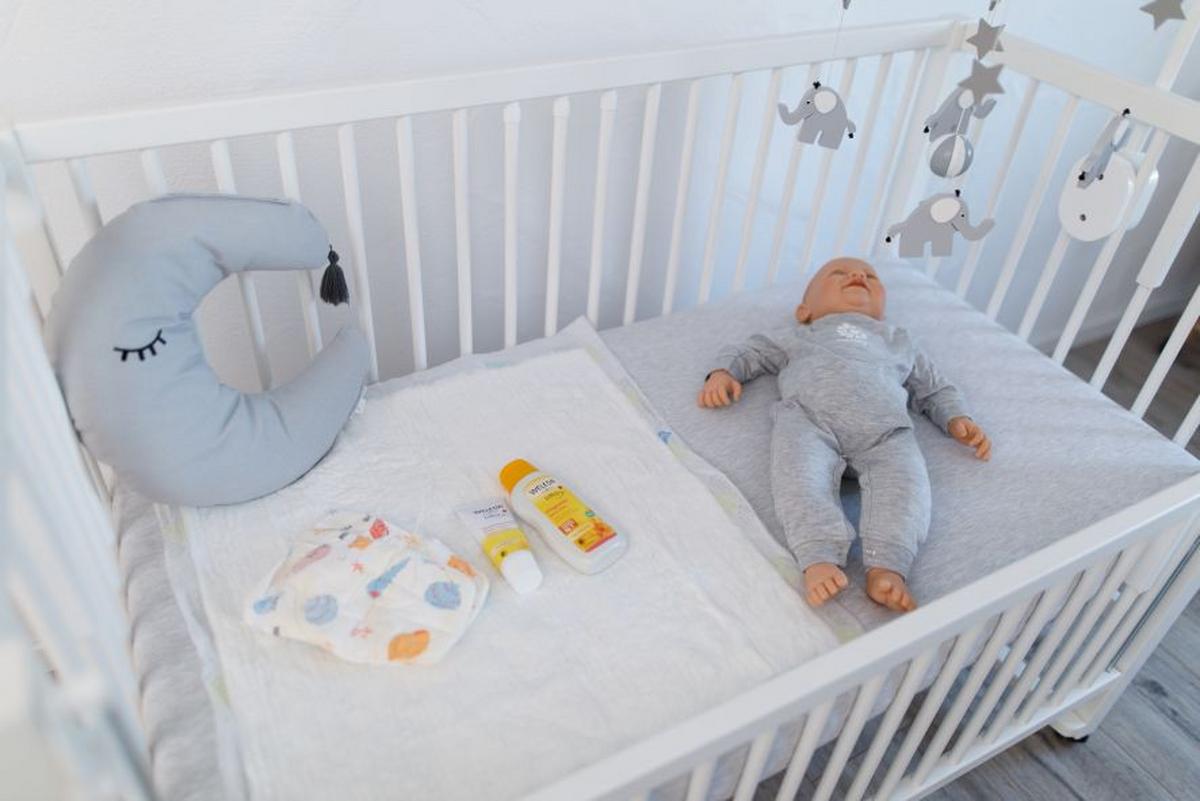 Beistellbett Weiß - Weiß, Basics, Holz (124/90/64cm) - tiSsi