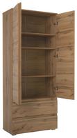 Schöner Schrank in Eiche Dekor Schöner Schrank in Eiche Dekor