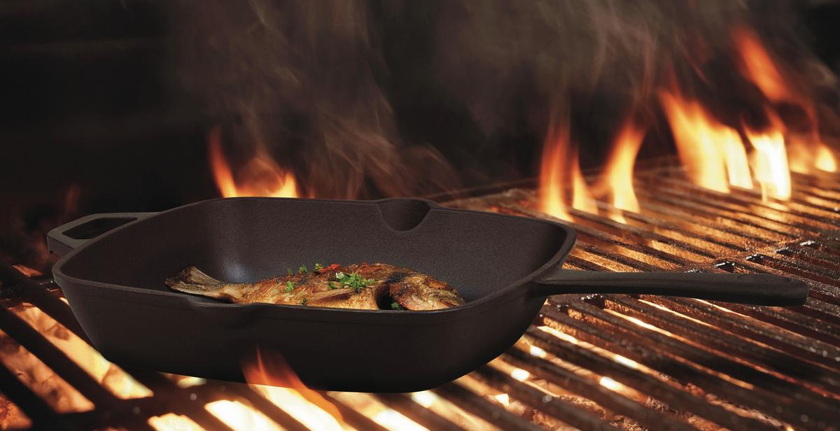 Grillpfanne Gusseisen, schwarz - Schwarz, Basics, Metall (26/26cm) - GSW