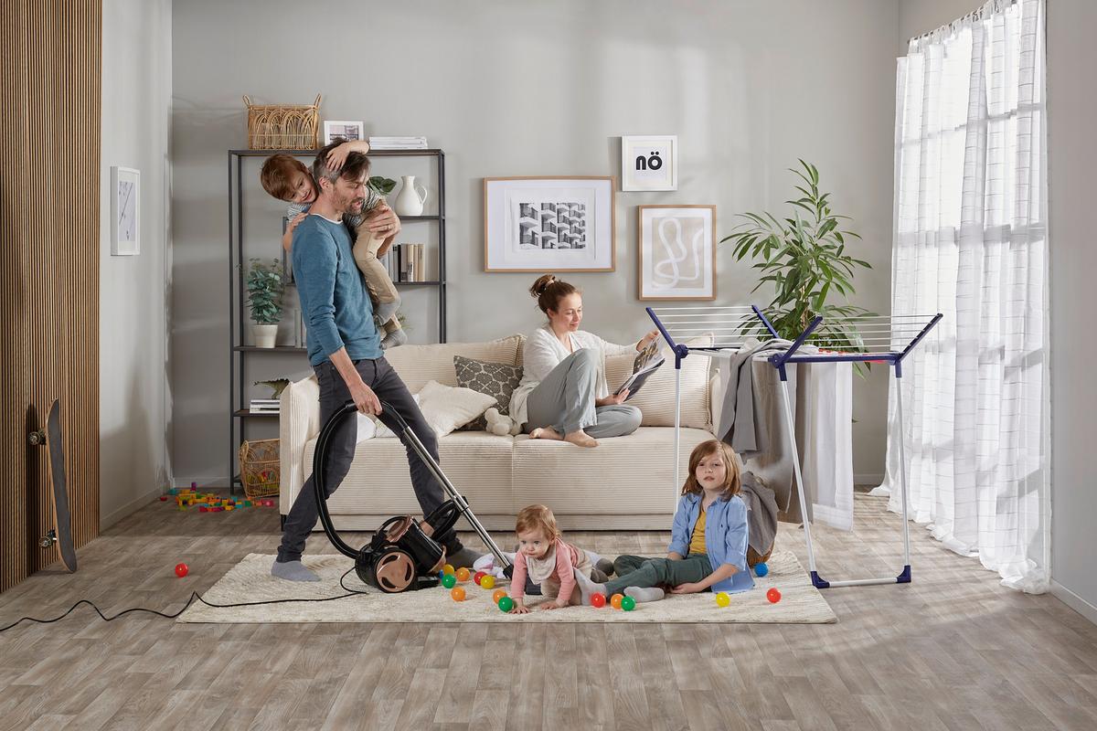 Staubsauger ohne Beutel 800 W - Roségold/Schwarz, KONVENTIONELL, Kunststoff/Metall (34/23,8/28,5cm) - Bono