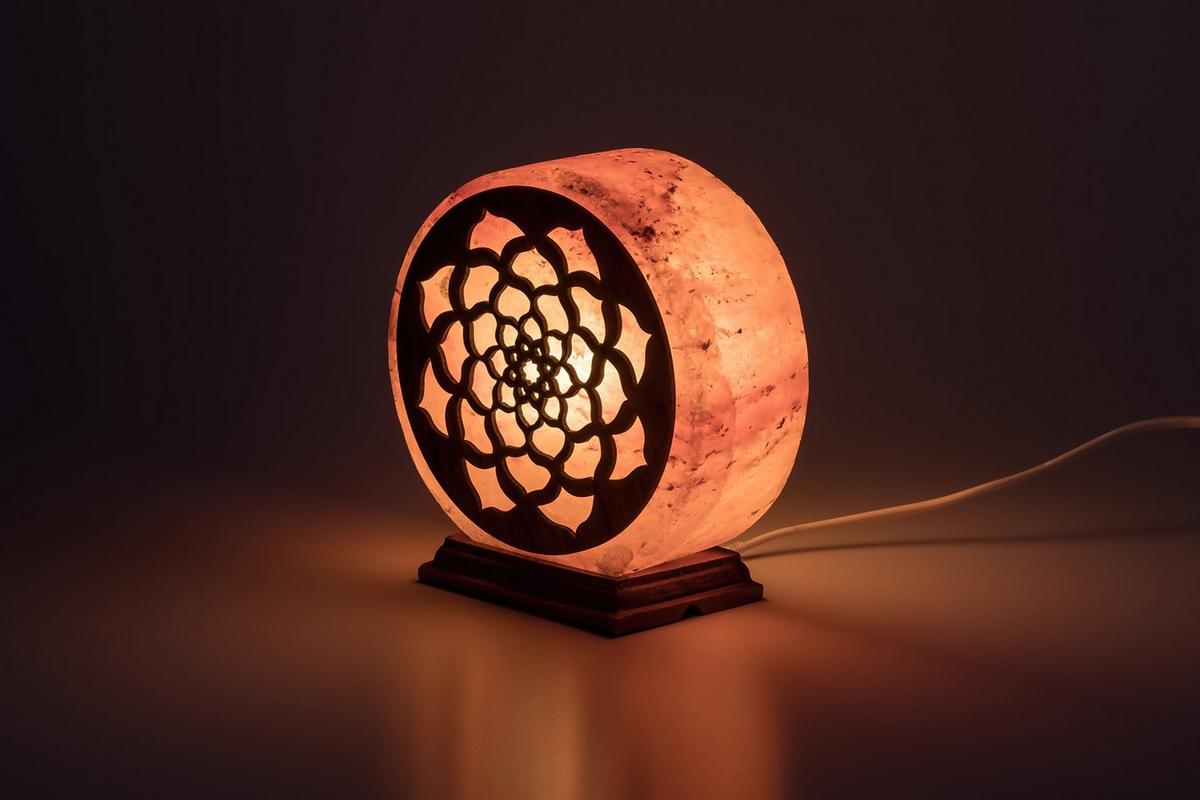 Sólámpa Mandali - barna/narancs, Basics, kő/fa (16.5cm)