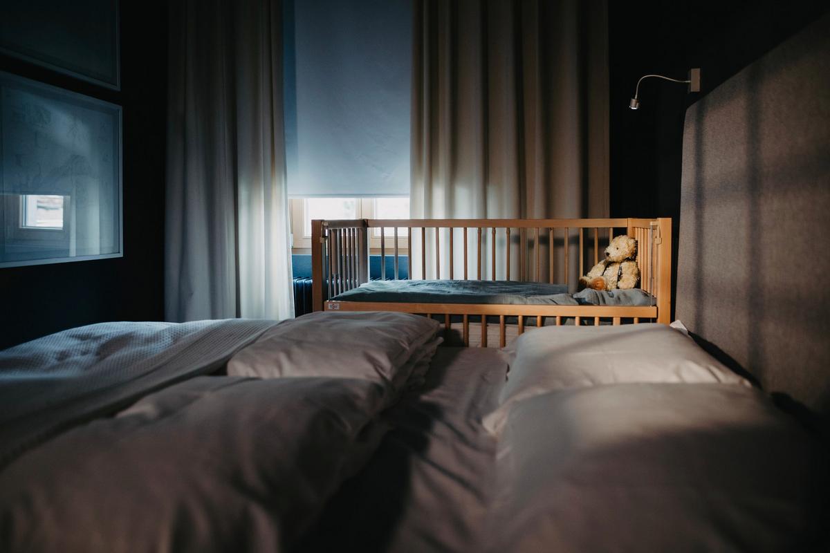 Beistellbett Buche - Buchefarben, Basics, Holz (124/90/64cm) - tiSsi