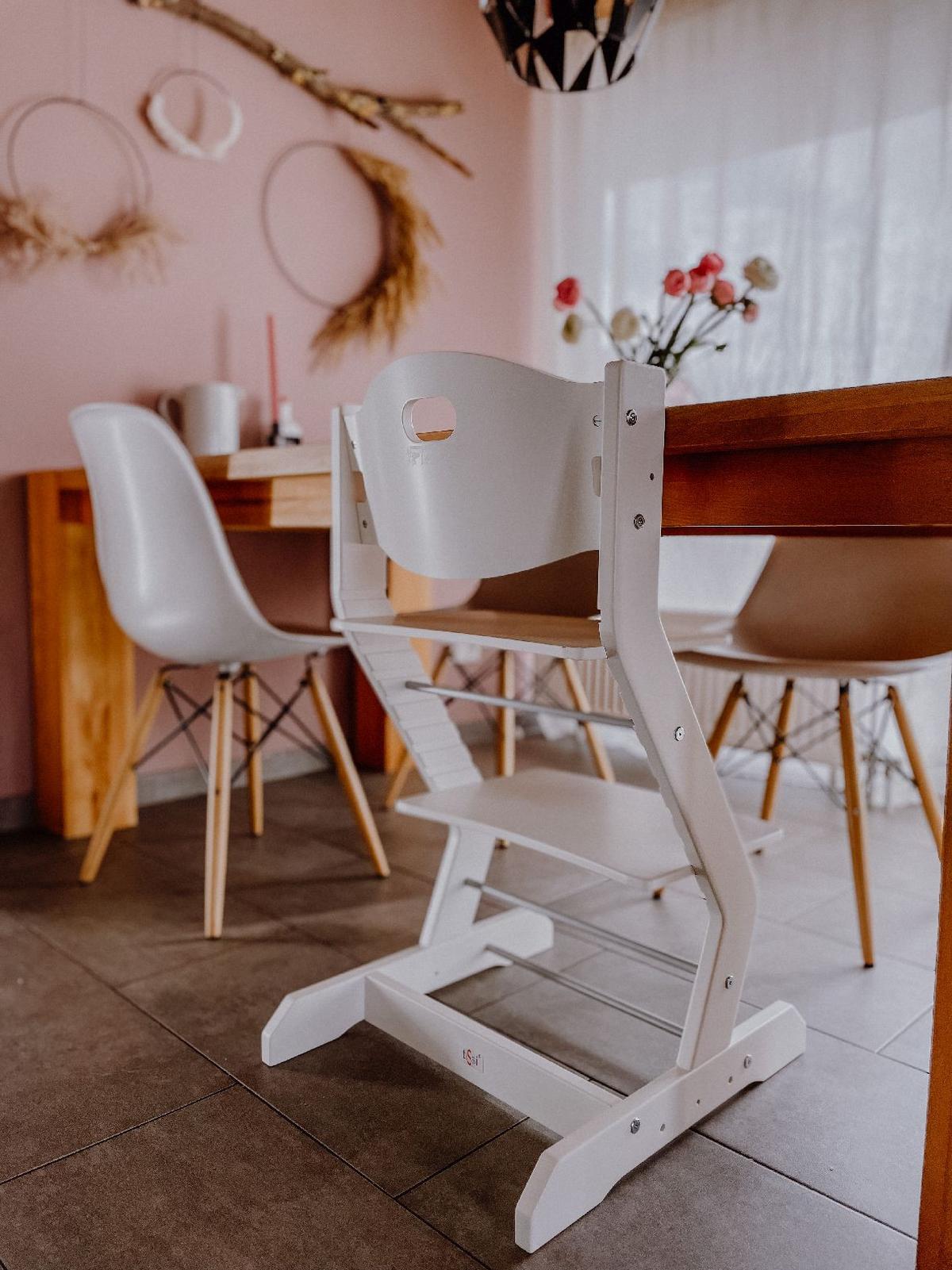 Kinderstuhl Weiß, L/B/H: 50x43x81cm - Weiß, Basics, Holz (50/43/81cm) - tiSsi