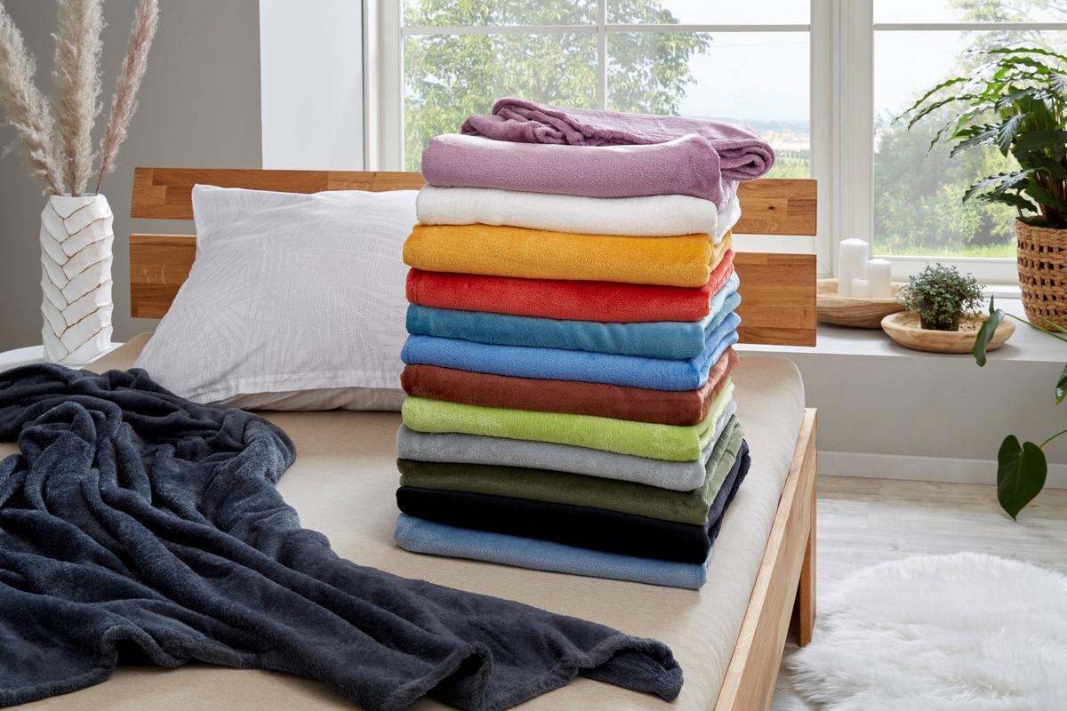 Kuscheldecke Marlies Weiß 150x200 cm - Weiß, Design, Textil (150/200cm) - Luca Bessoni