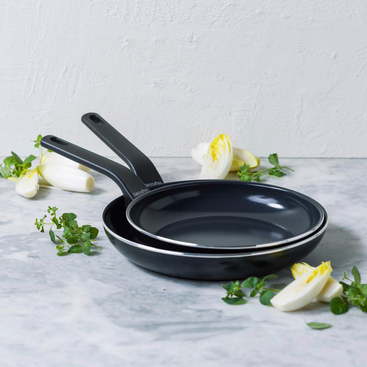 Pfannenset Essence 2-Teilig Schwarz D: 24/28 cm - Schwarz, Basics, Kunststoff/Metall (24 & 28cm) - GreenPan