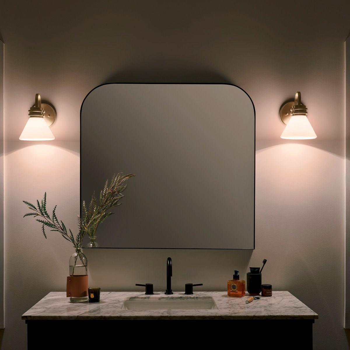 Fürdőszobai Falilámpa Kl-Farum1-Cpz - Pezsgő/fekete, Konventionell, üveg/fém (2,40/1,78/2,15cm) - Elstead Lighting
